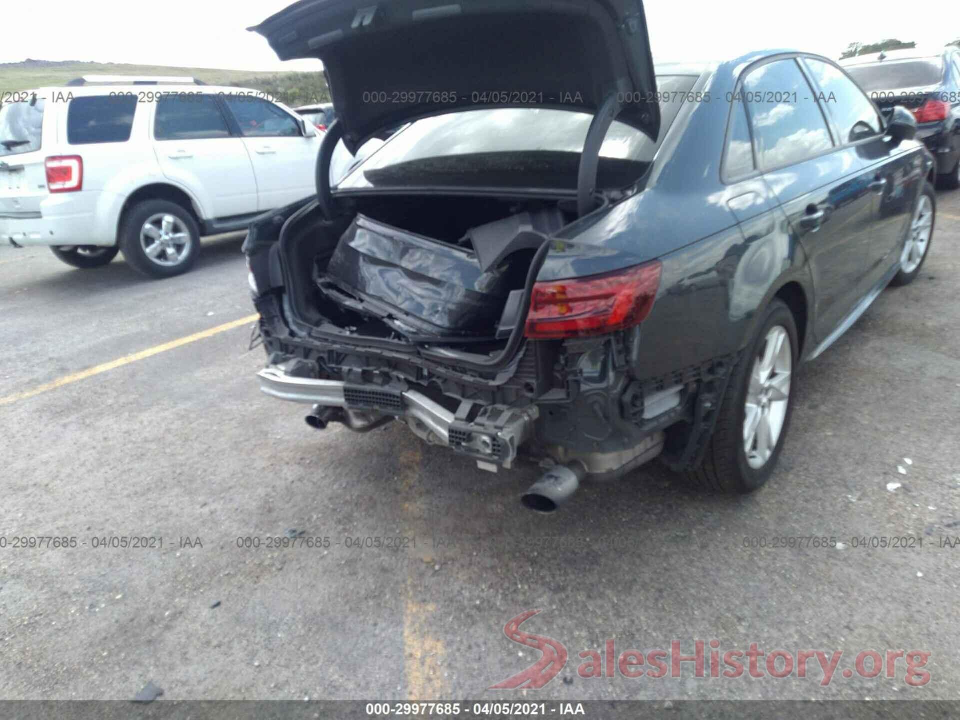 WAUKMAF42JA076390 2018 AUDI A4