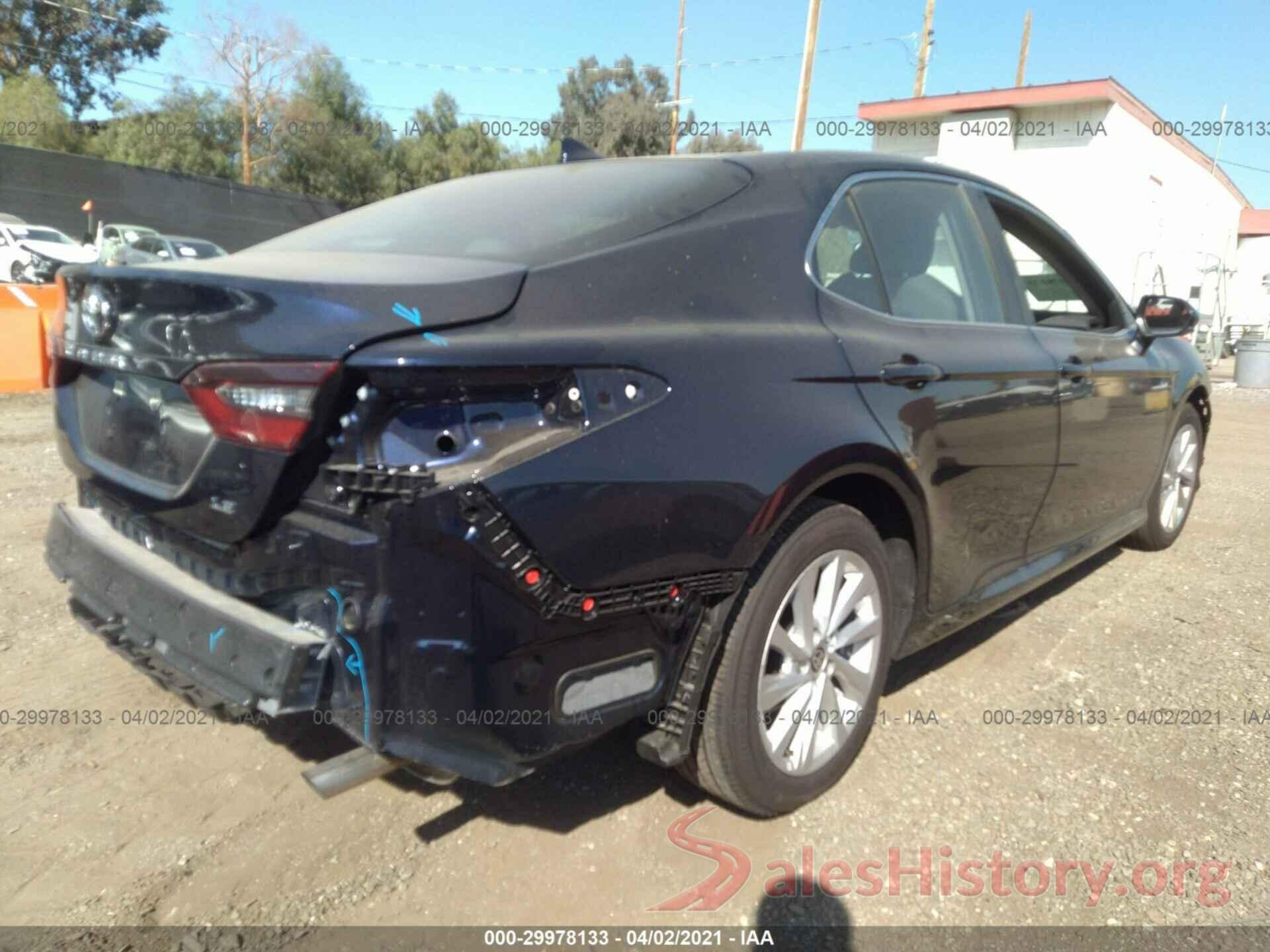 4T1C11AK1MU550379 2021 TOYOTA CAMRY