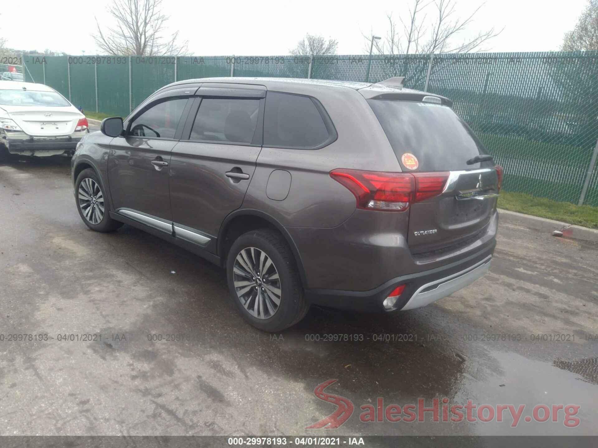 JA4AD2A37LZ044696 2020 MITSUBISHI OUTLANDER