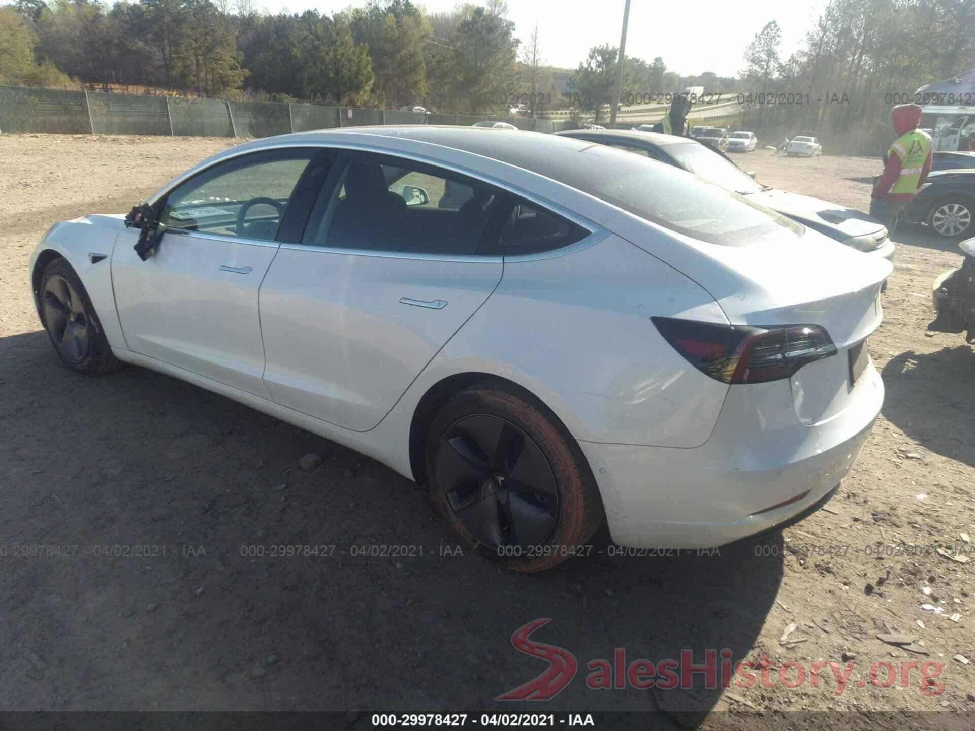 5YJ3E1EA0KF299709 2019 TESLA MODEL 3