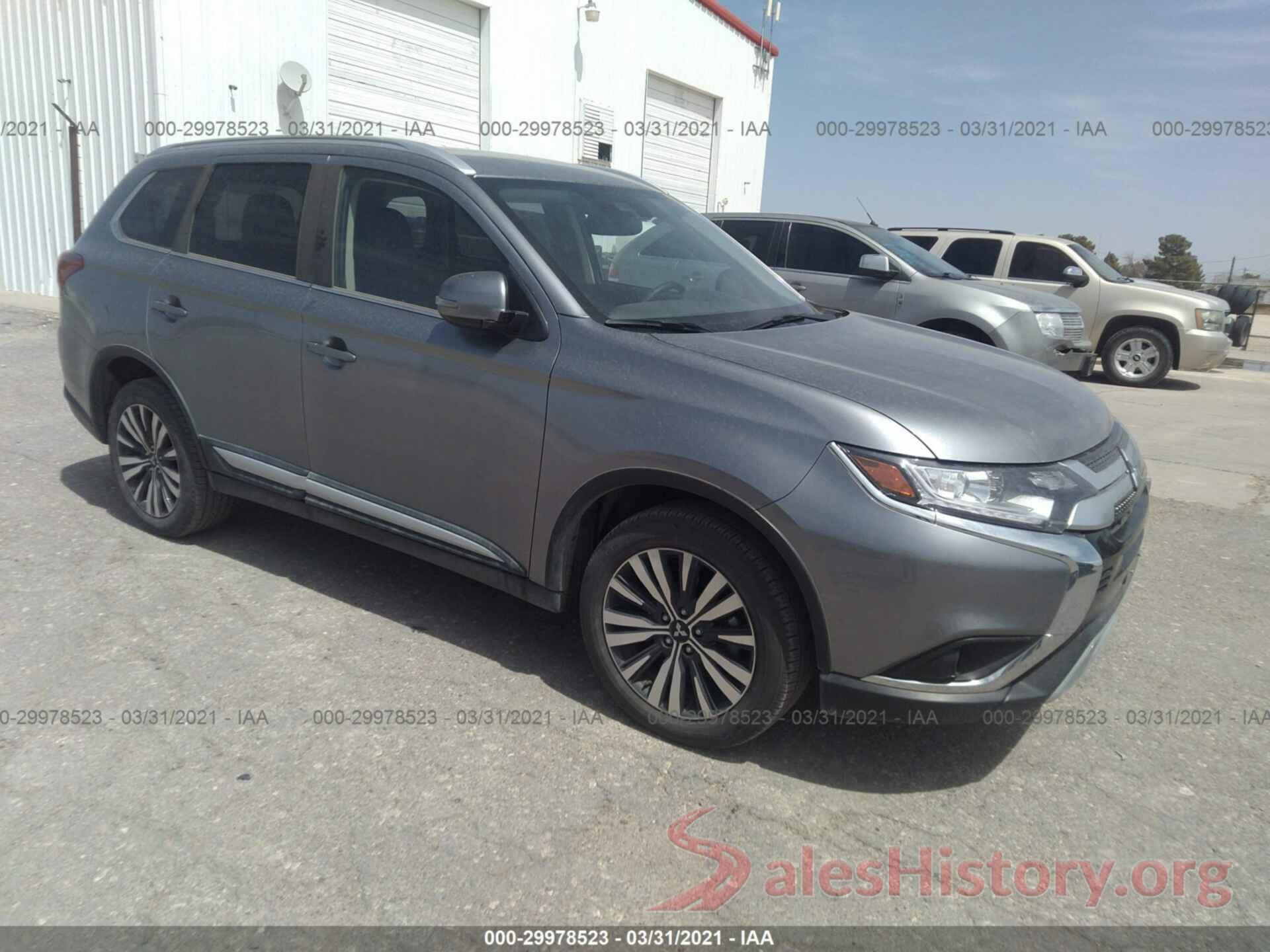 JA4AZ3A33LZ038031 2020 MITSUBISHI OUTLANDER