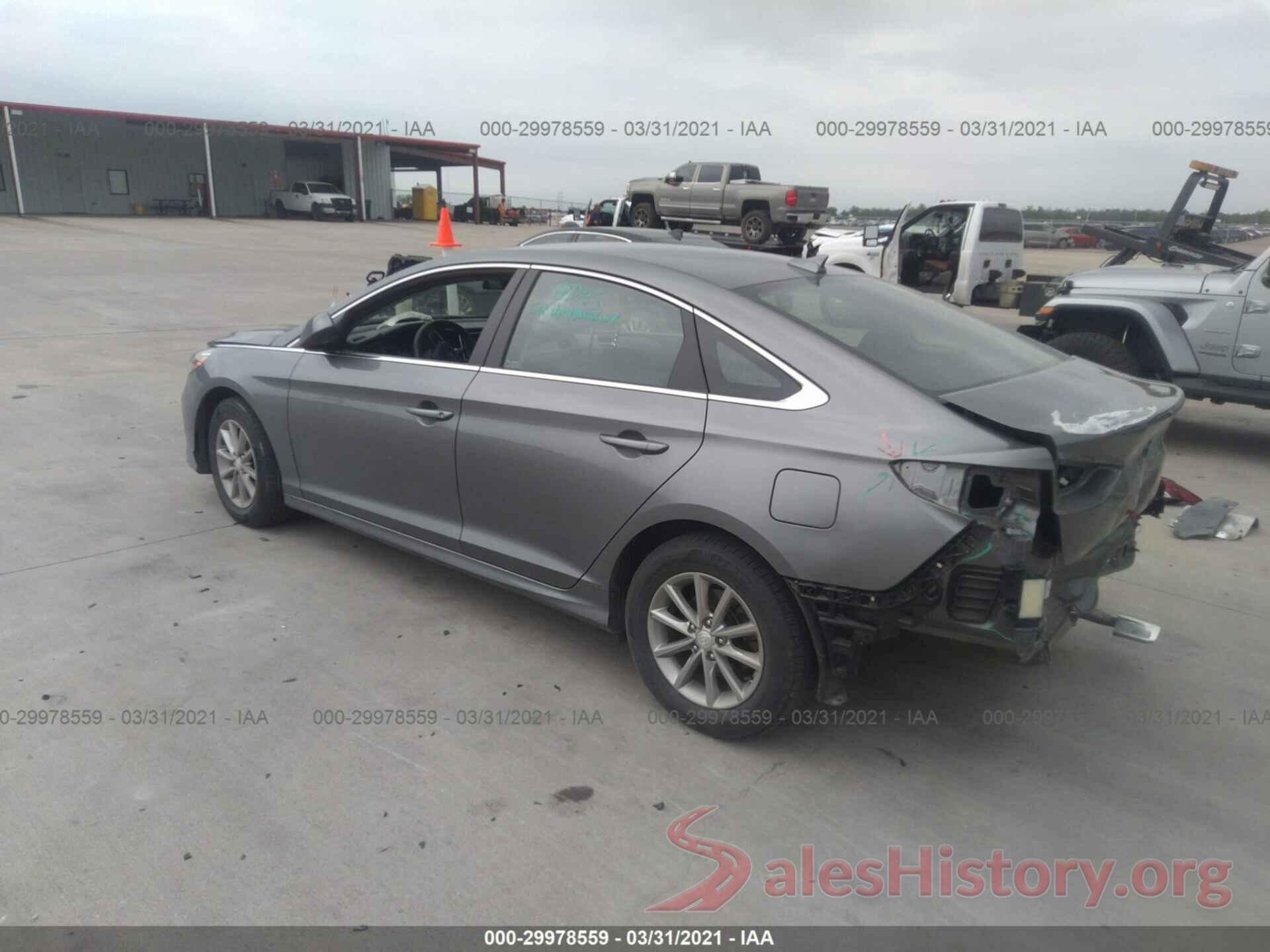 5NPE24AF9JH698848 2018 HYUNDAI SONATA