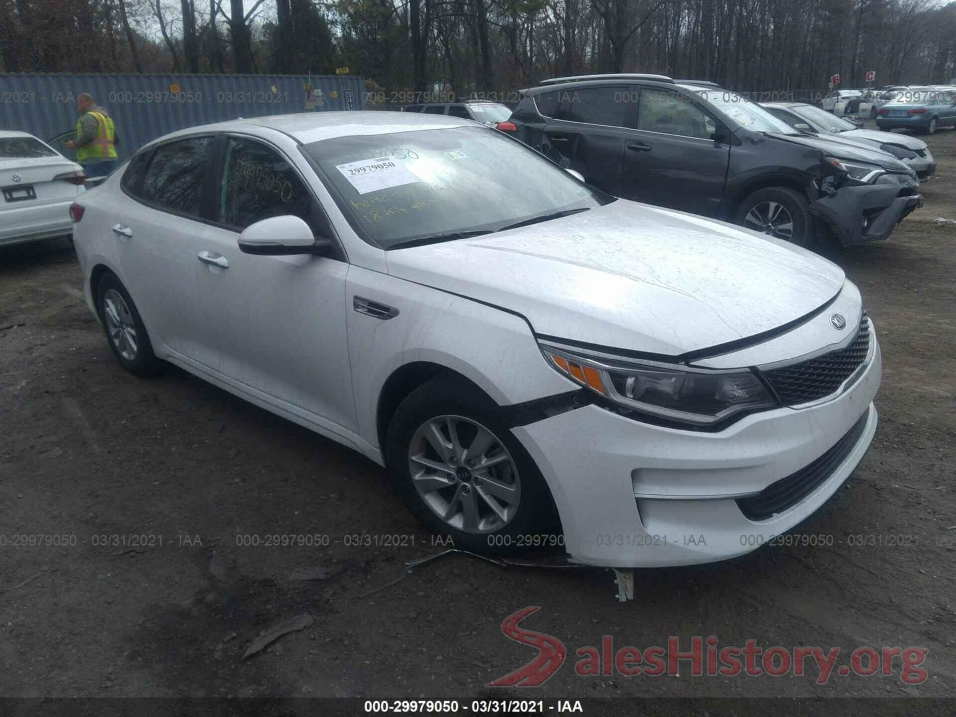 KNAGT4L39J5232522 2018 KIA OPTIMA