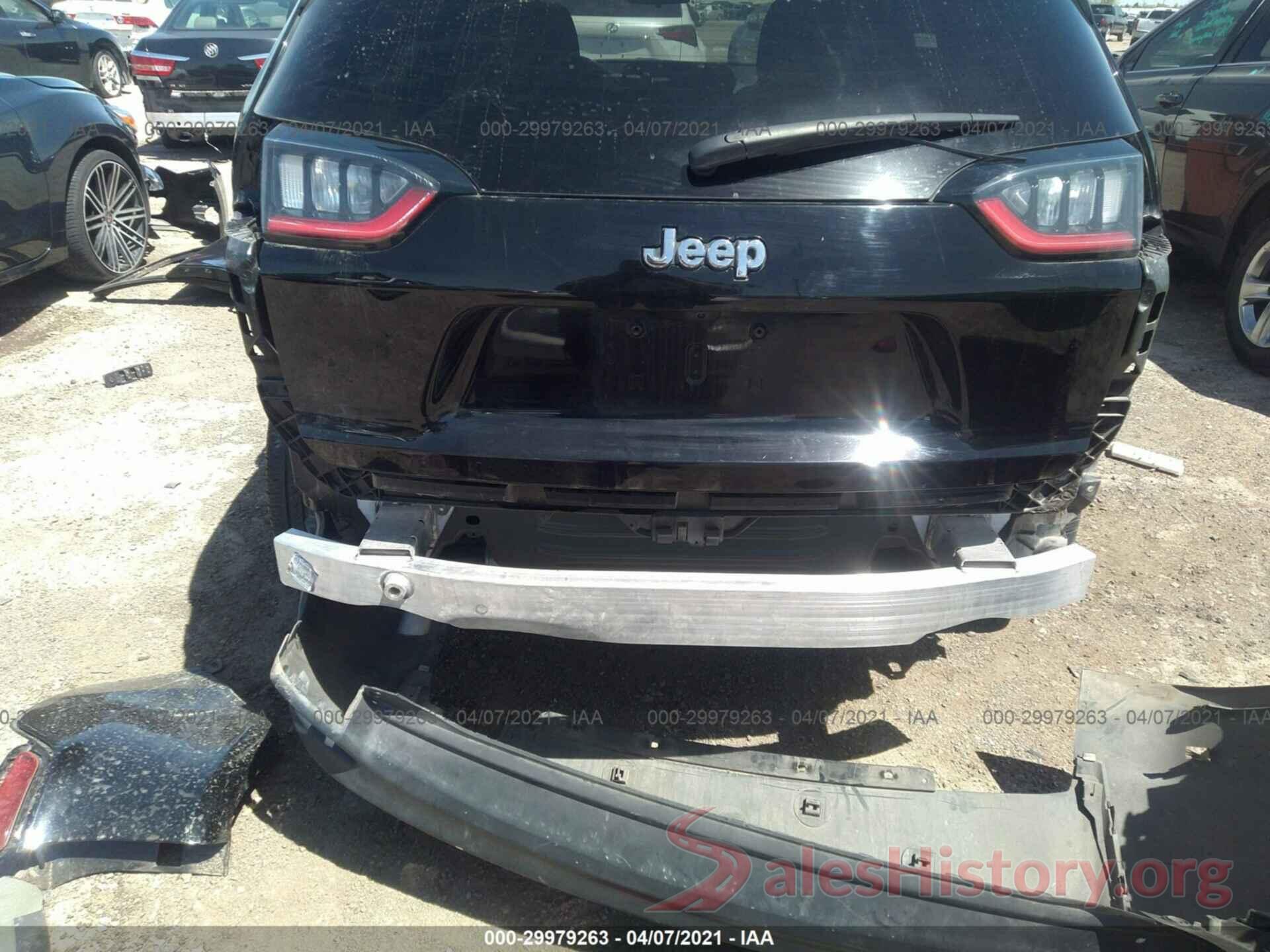 1C4PJLCB5KD387635 2019 JEEP CHEROKEE