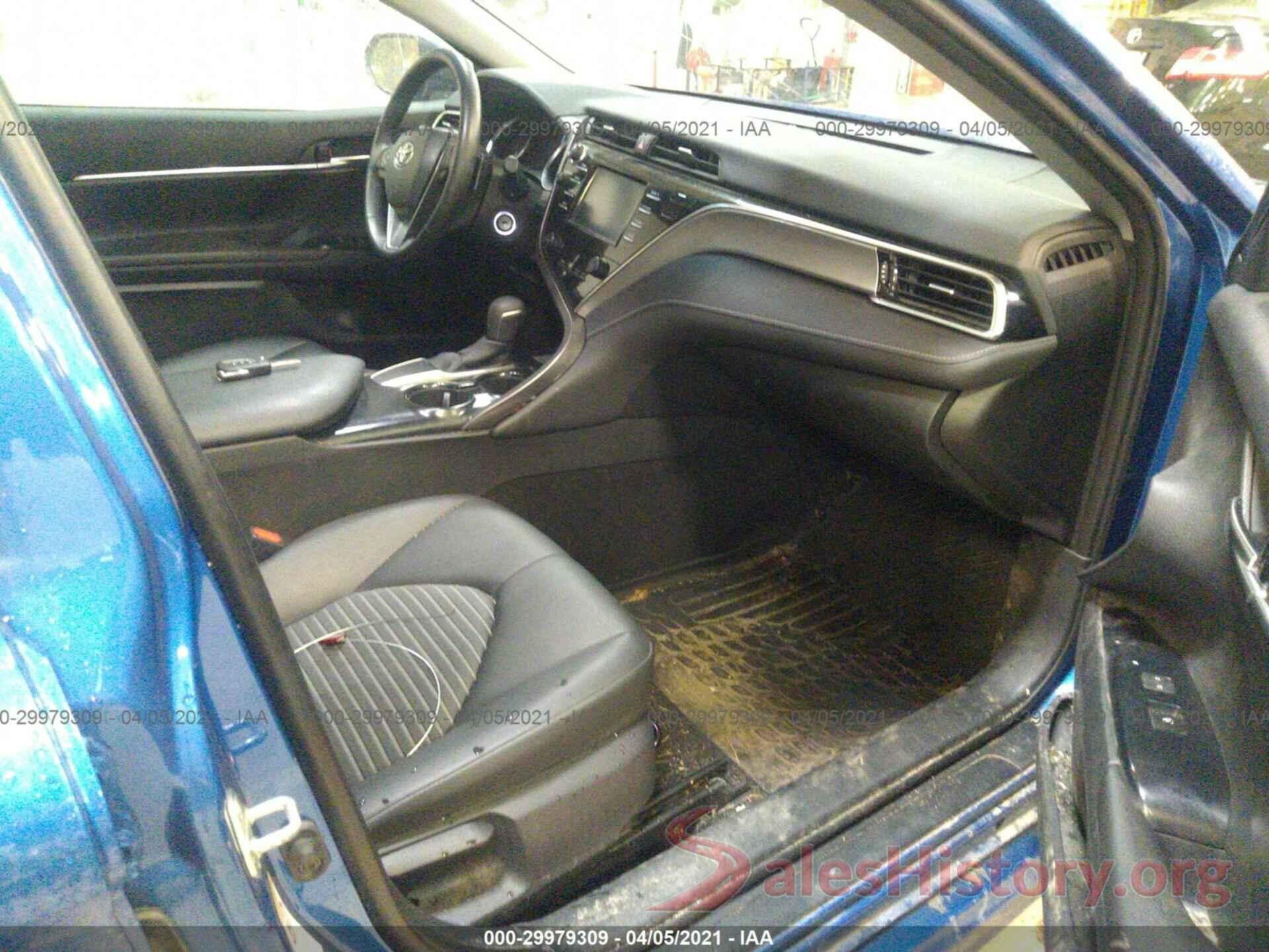 4T1B11HK6JU048965 2018 TOYOTA CAMRY