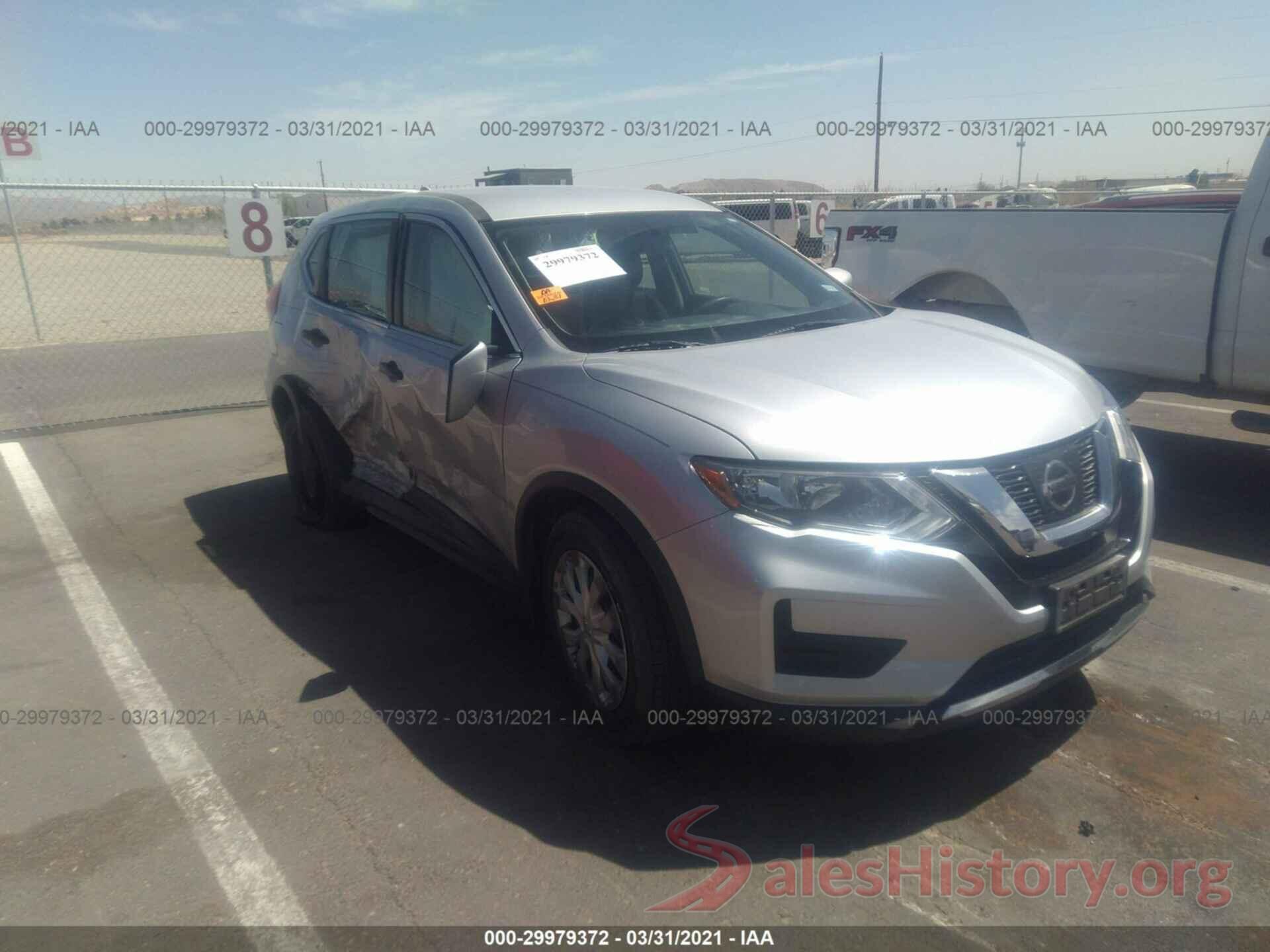 KNMAT2MT2HP608746 2017 NISSAN ROGUE