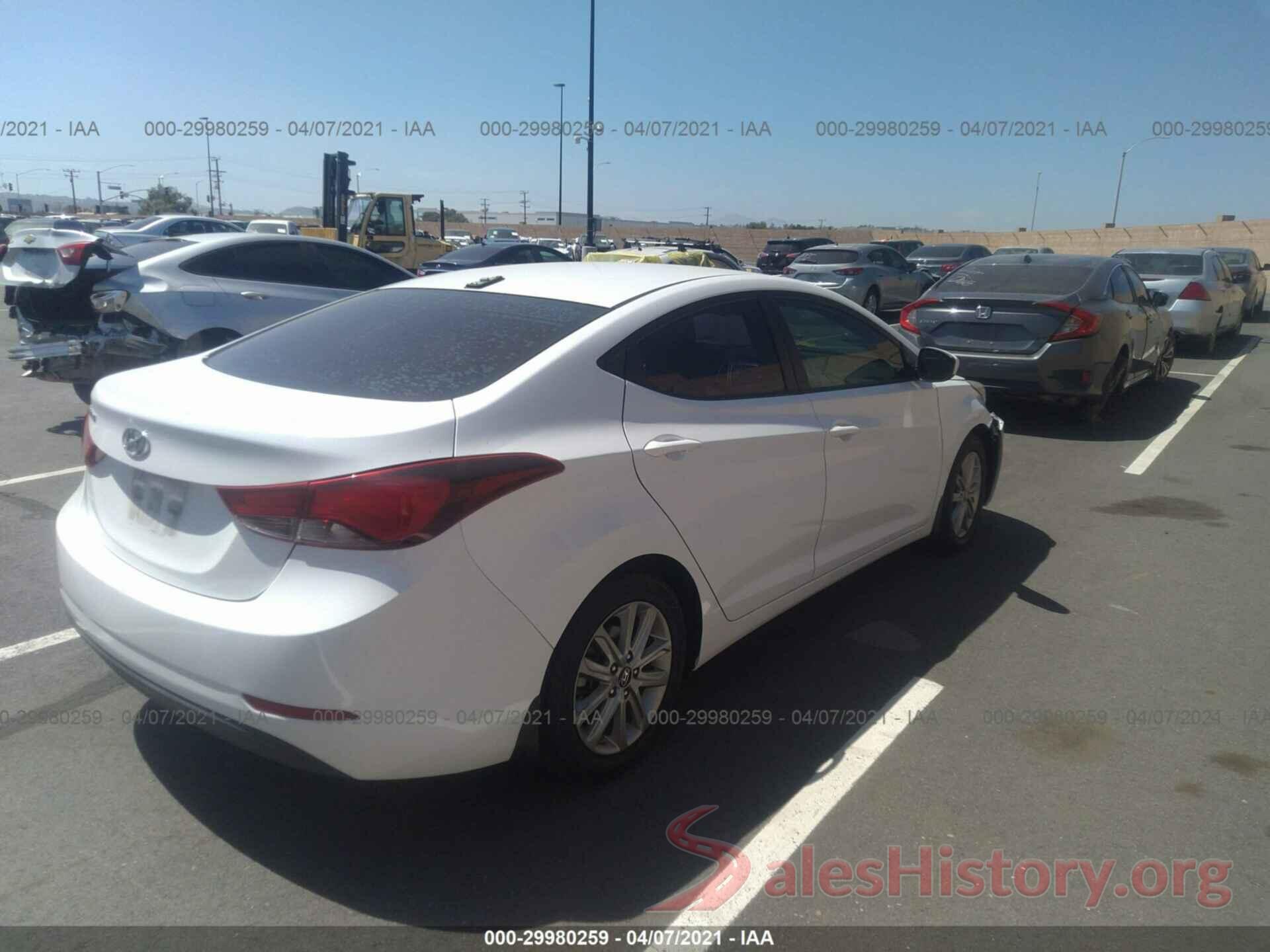 5NPDH4AE6GH658818 2016 HYUNDAI ELANTRA