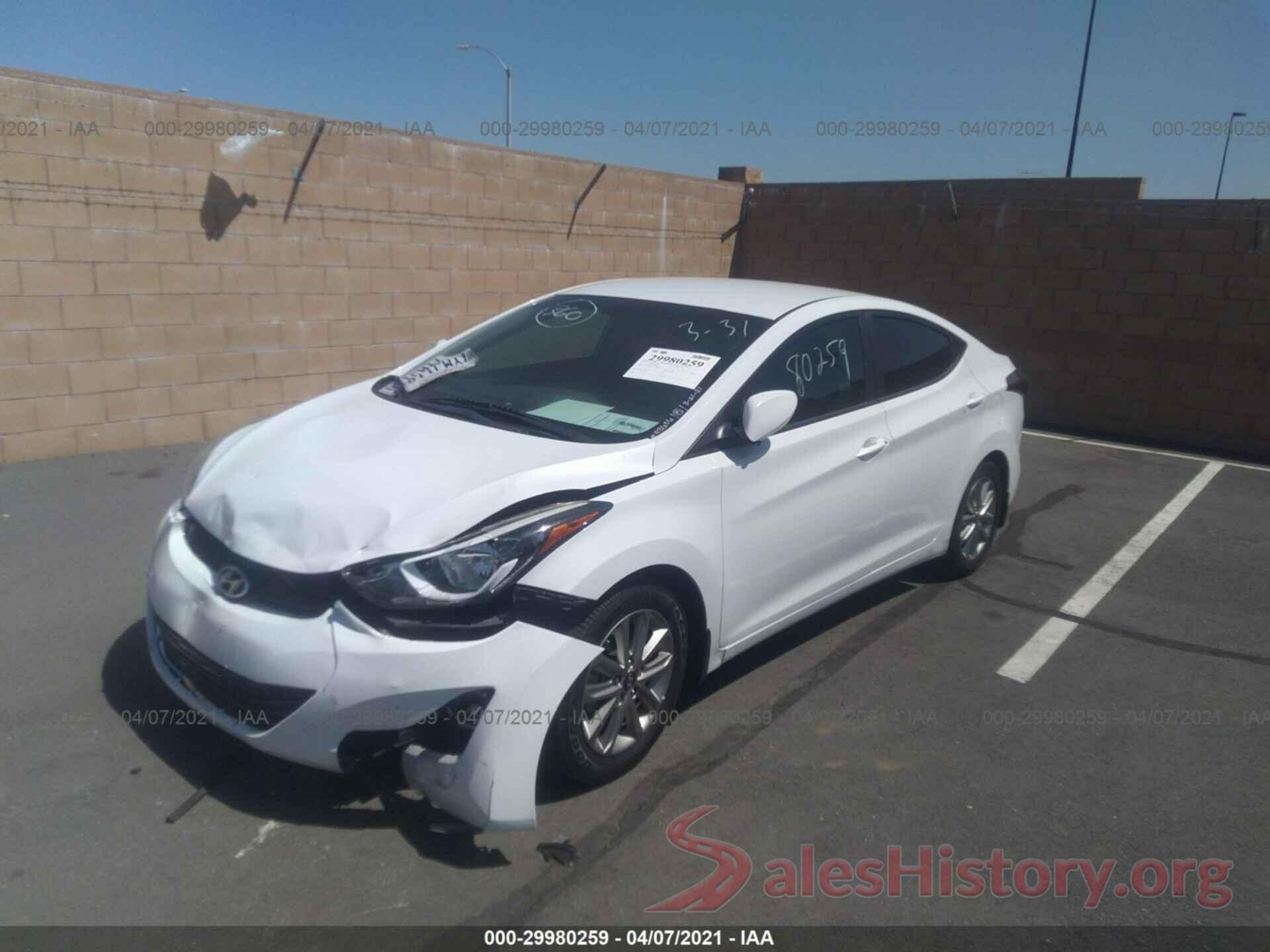 5NPDH4AE6GH658818 2016 HYUNDAI ELANTRA