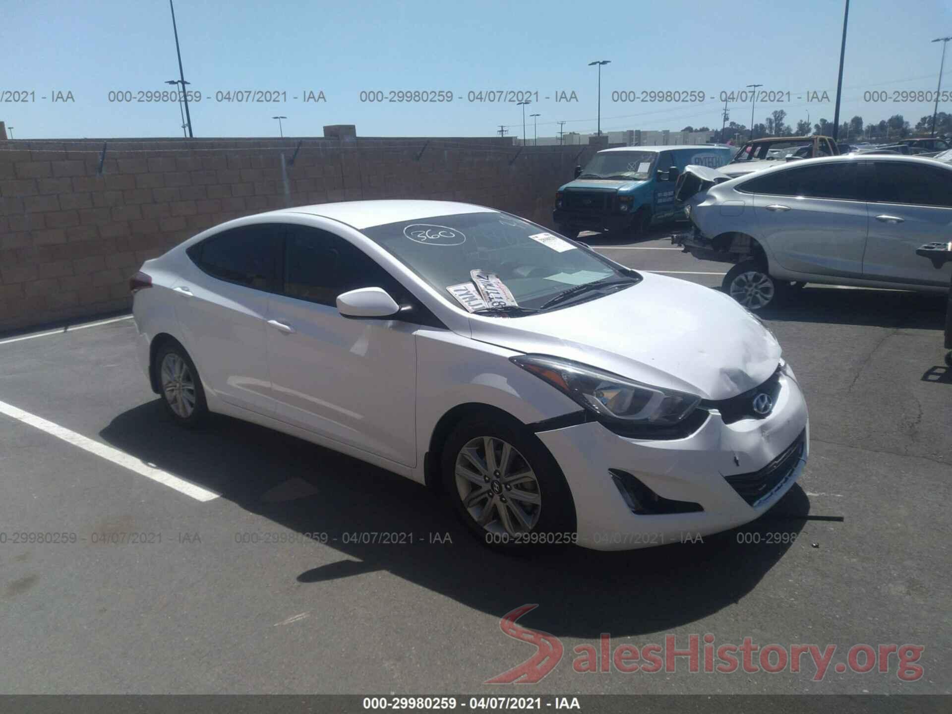 5NPDH4AE6GH658818 2016 HYUNDAI ELANTRA