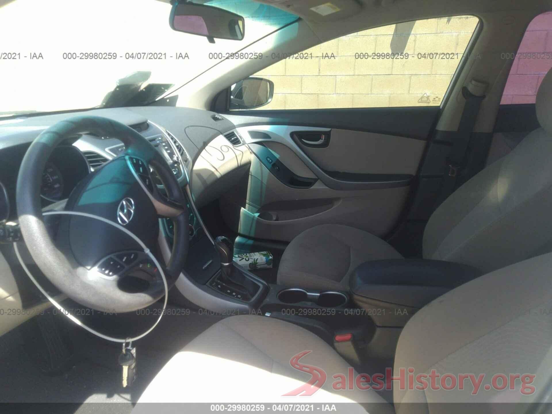 5NPDH4AE6GH658818 2016 HYUNDAI ELANTRA