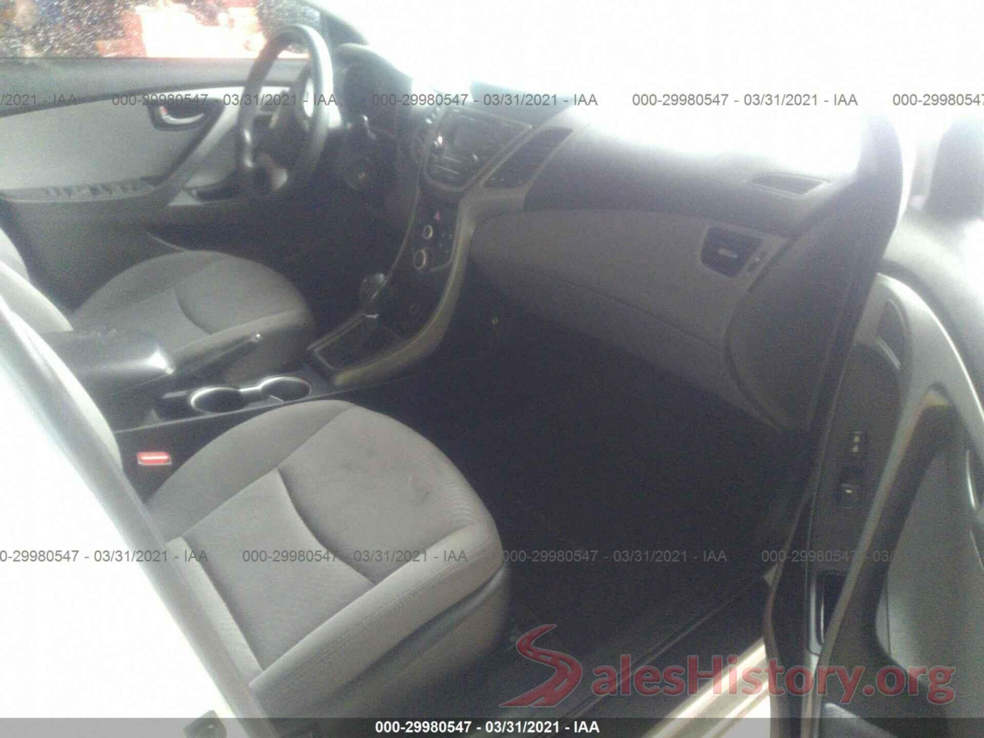 5NPDH4AE1GH765081 2016 HYUNDAI ELANTRA