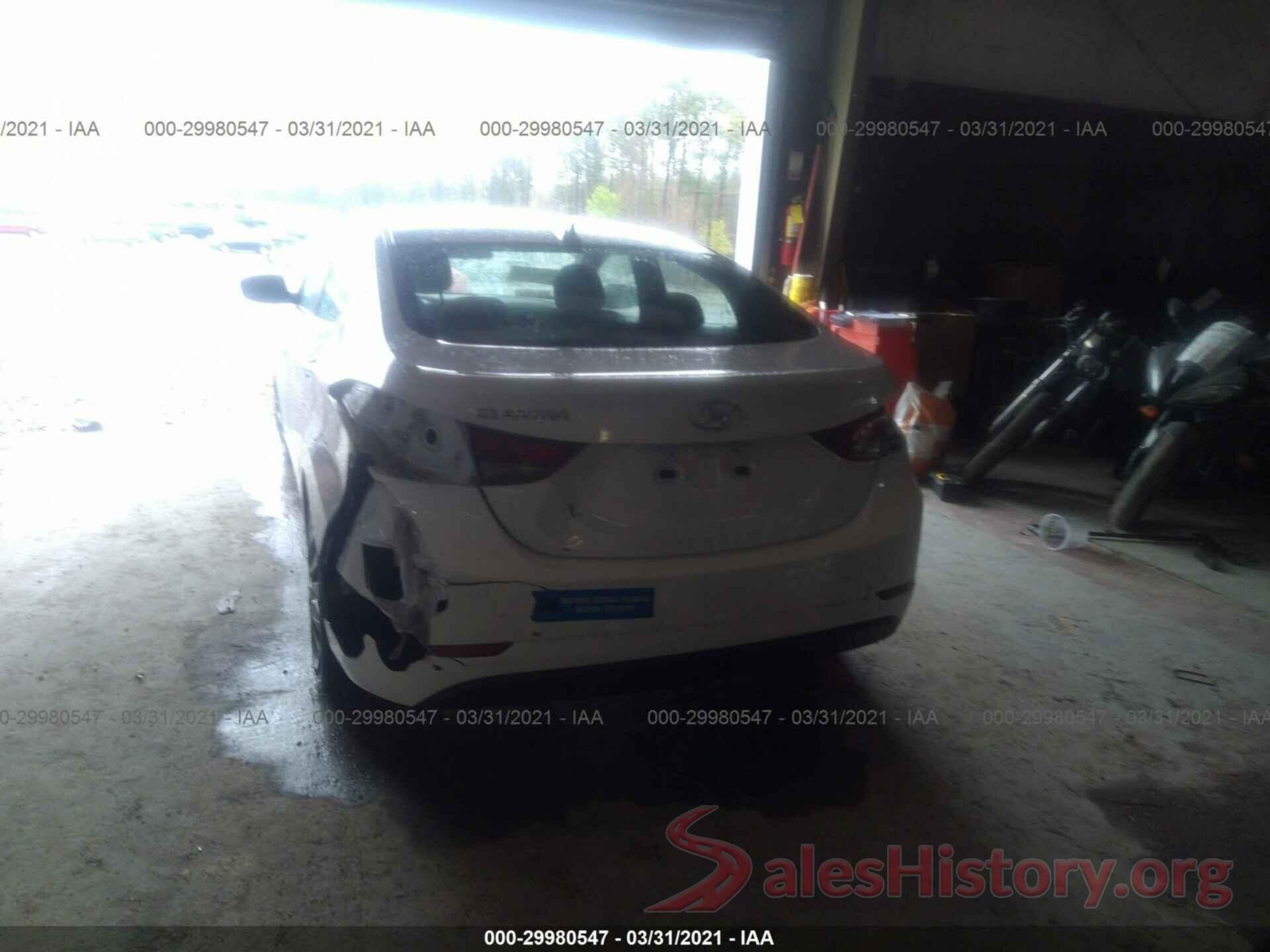 5NPDH4AE1GH765081 2016 HYUNDAI ELANTRA