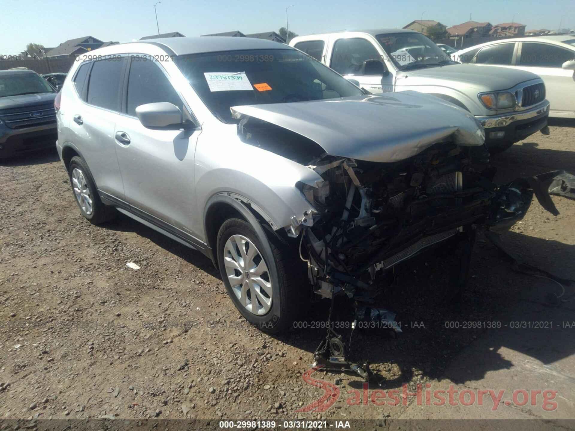 KNMAT2MT6JP560612 2018 NISSAN ROGUE