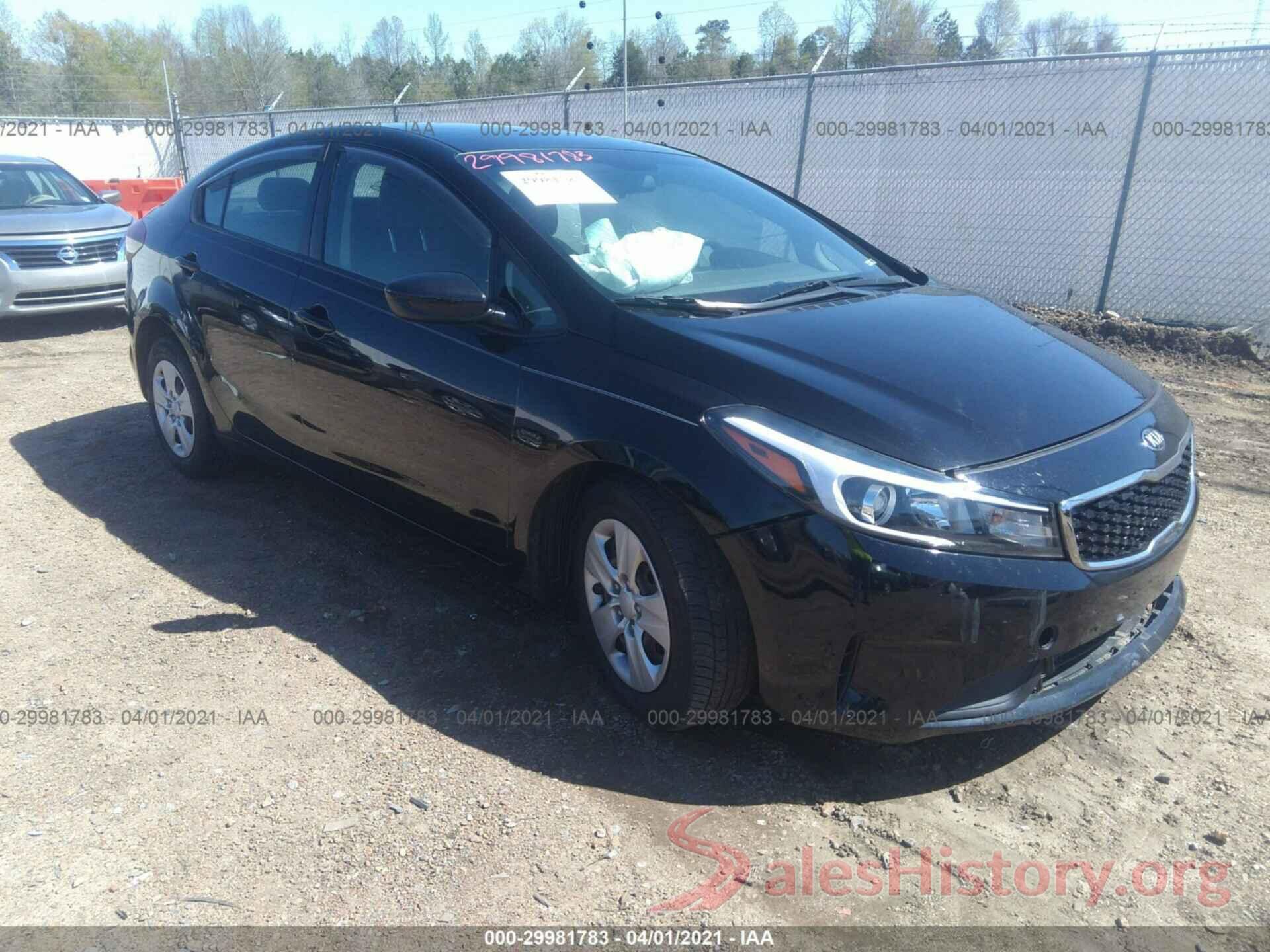 3KPFK4A70HE158185 2017 KIA FORTE