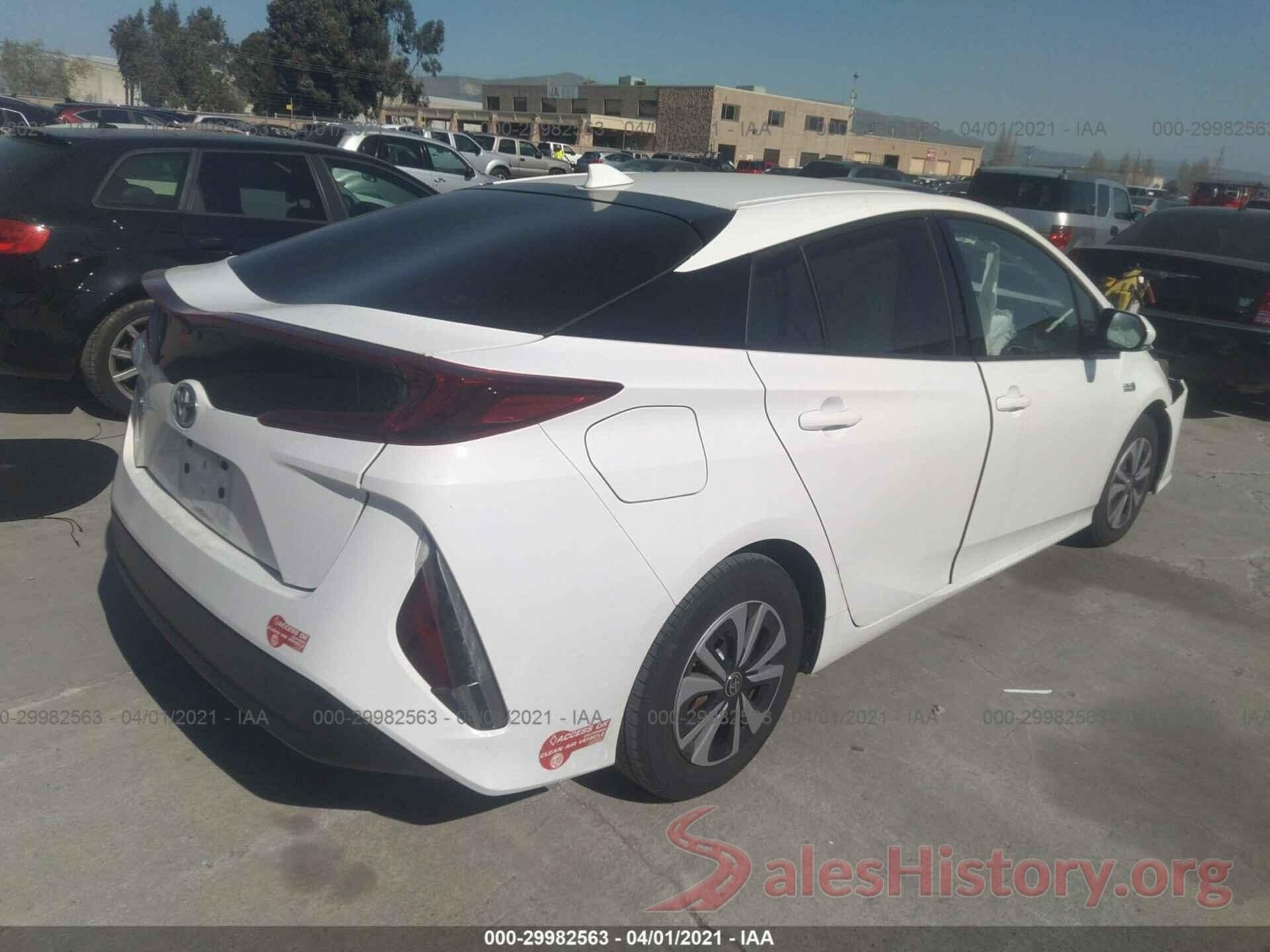 JTDKARFP9J3082955 2018 TOYOTA PRIUS PRIME