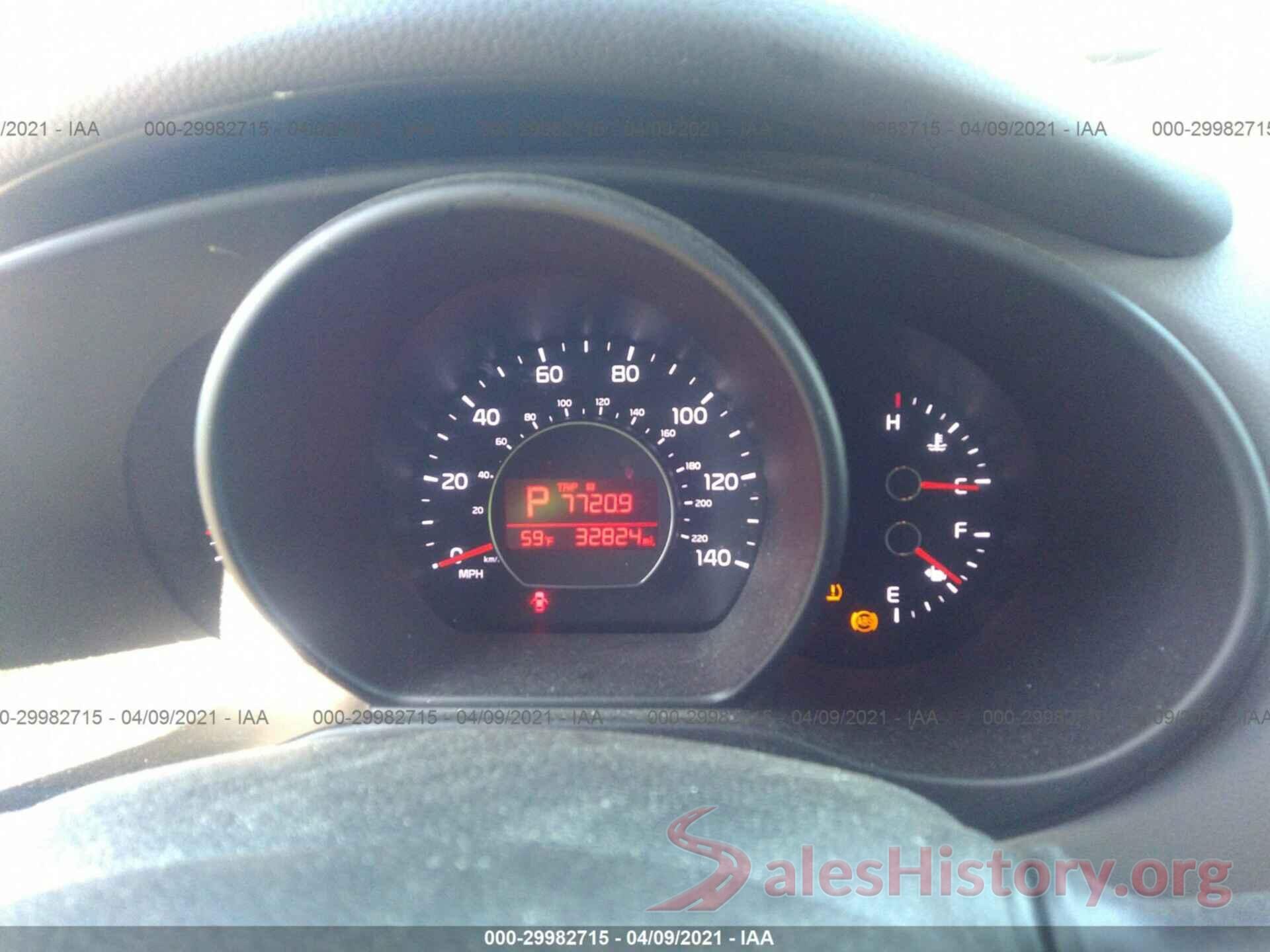 KNDJN2A25G7392279 2016 KIA SOUL