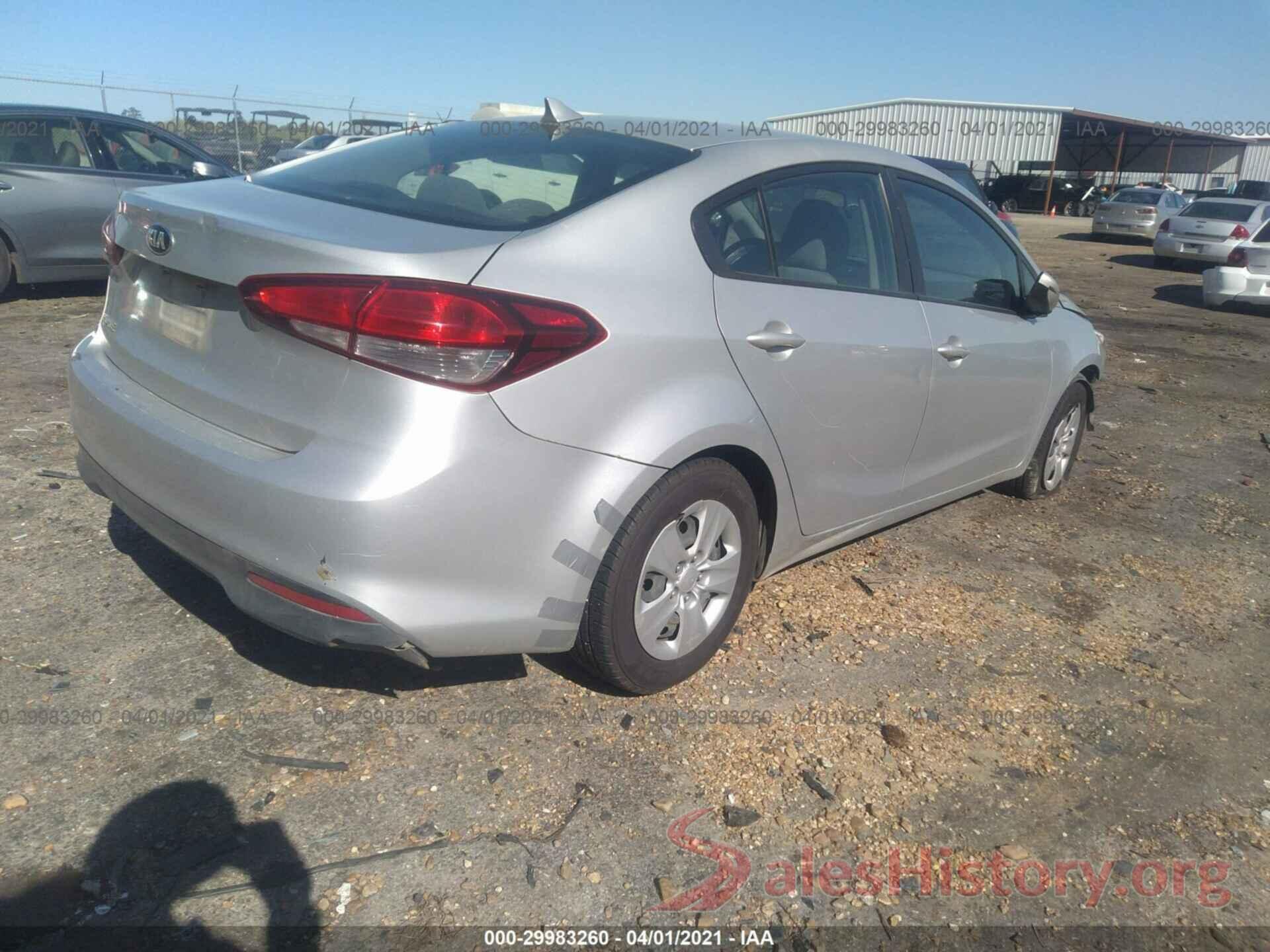 3KPFK4A78HE043737 2017 KIA FORTE