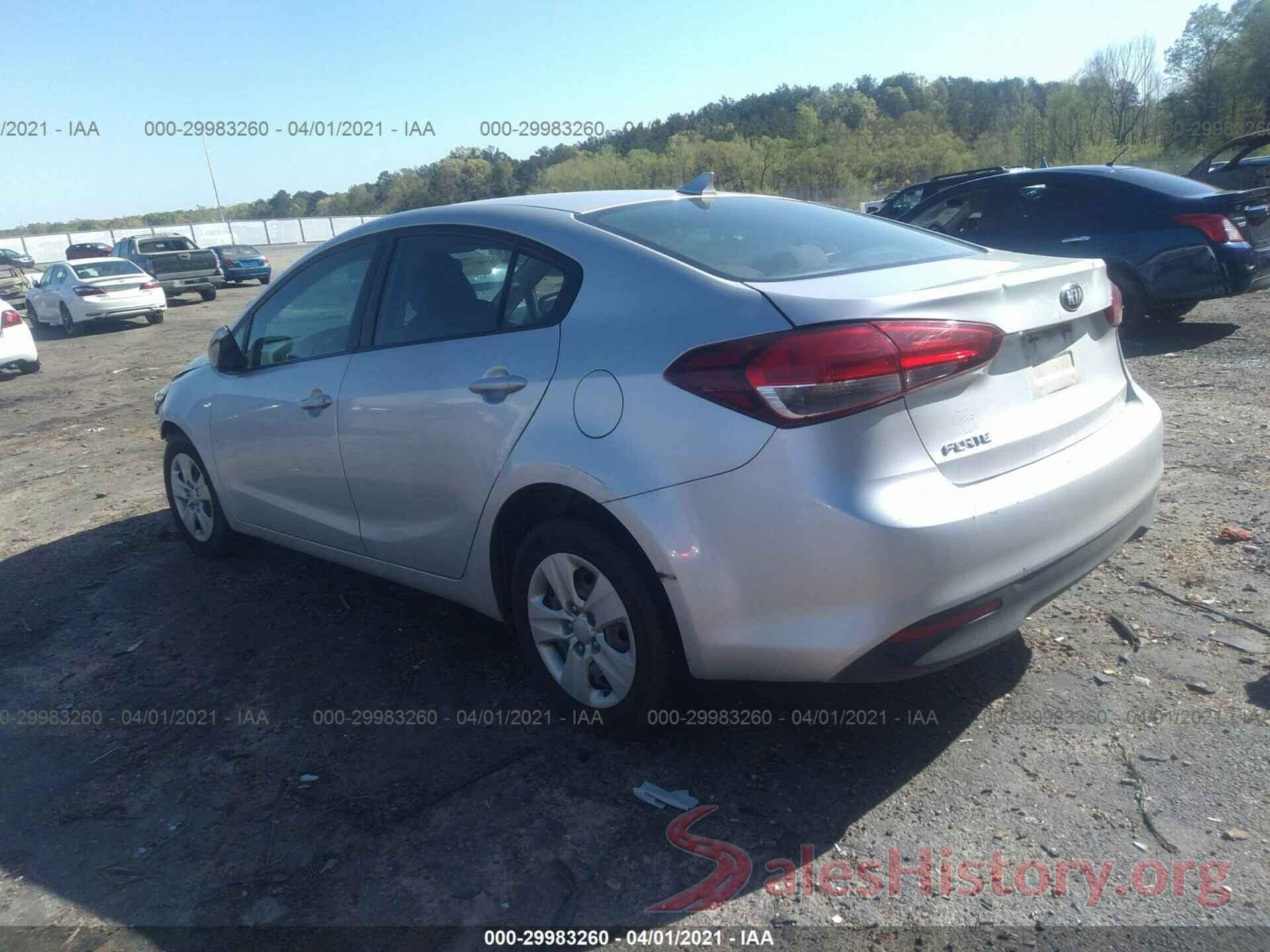 3KPFK4A78HE043737 2017 KIA FORTE