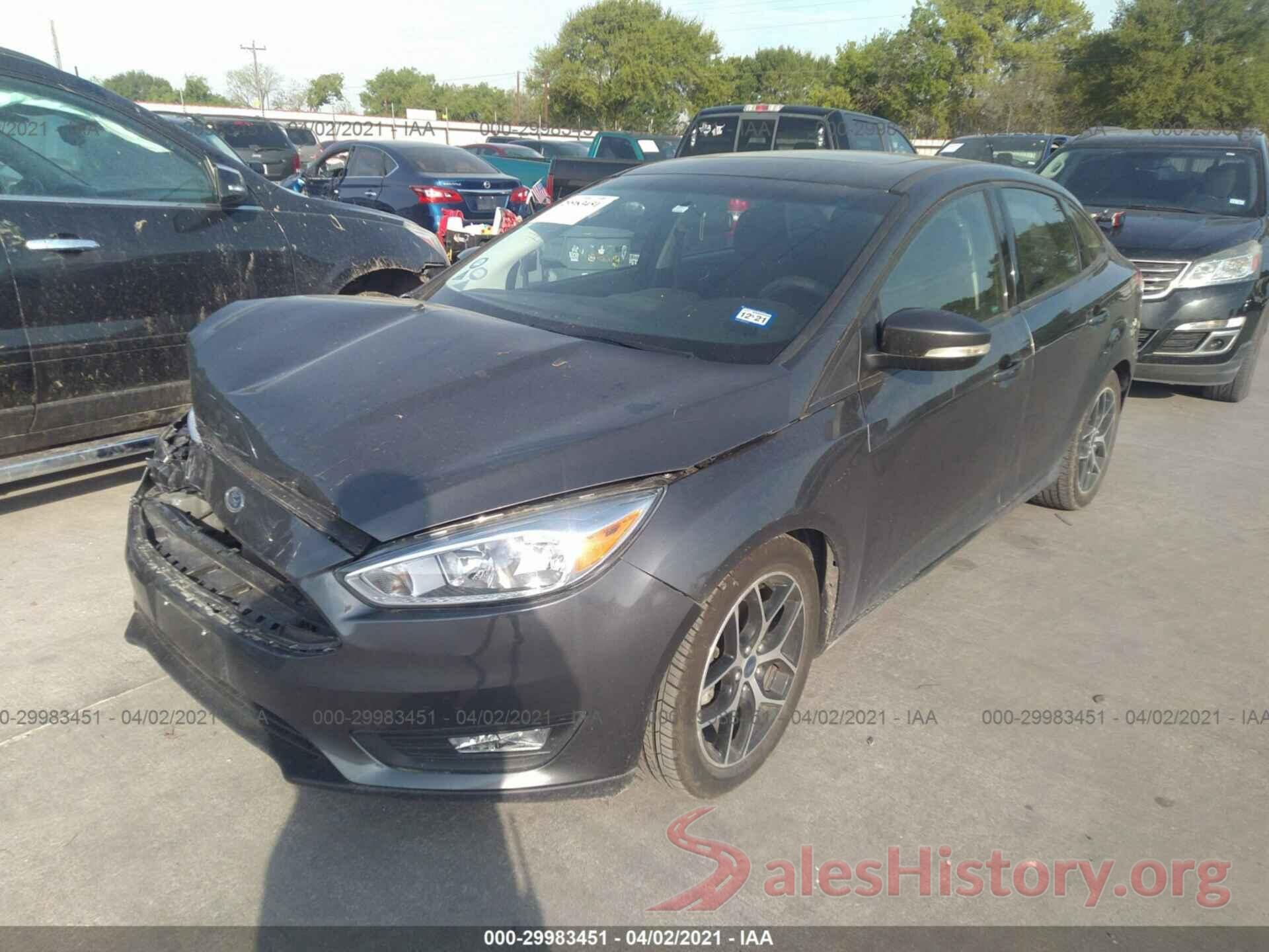 1FADP3H2XHL210173 2017 FORD FOCUS