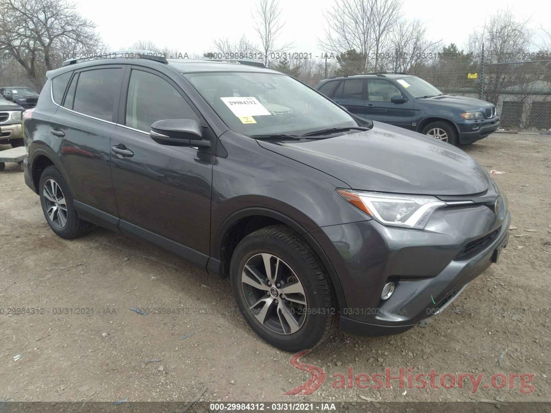 JTMRFREV3JD234514 2018 TOYOTA RAV4