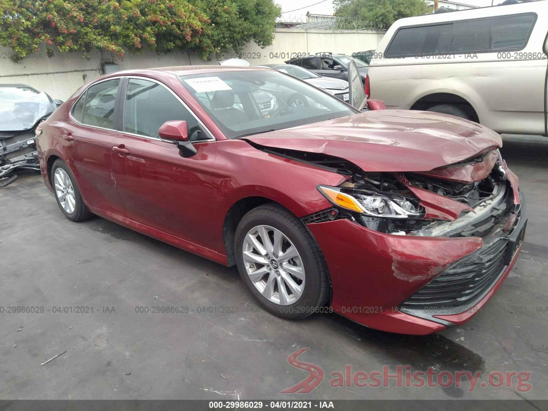 4T1B11HK6JU623906 2018 TOYOTA CAMRY