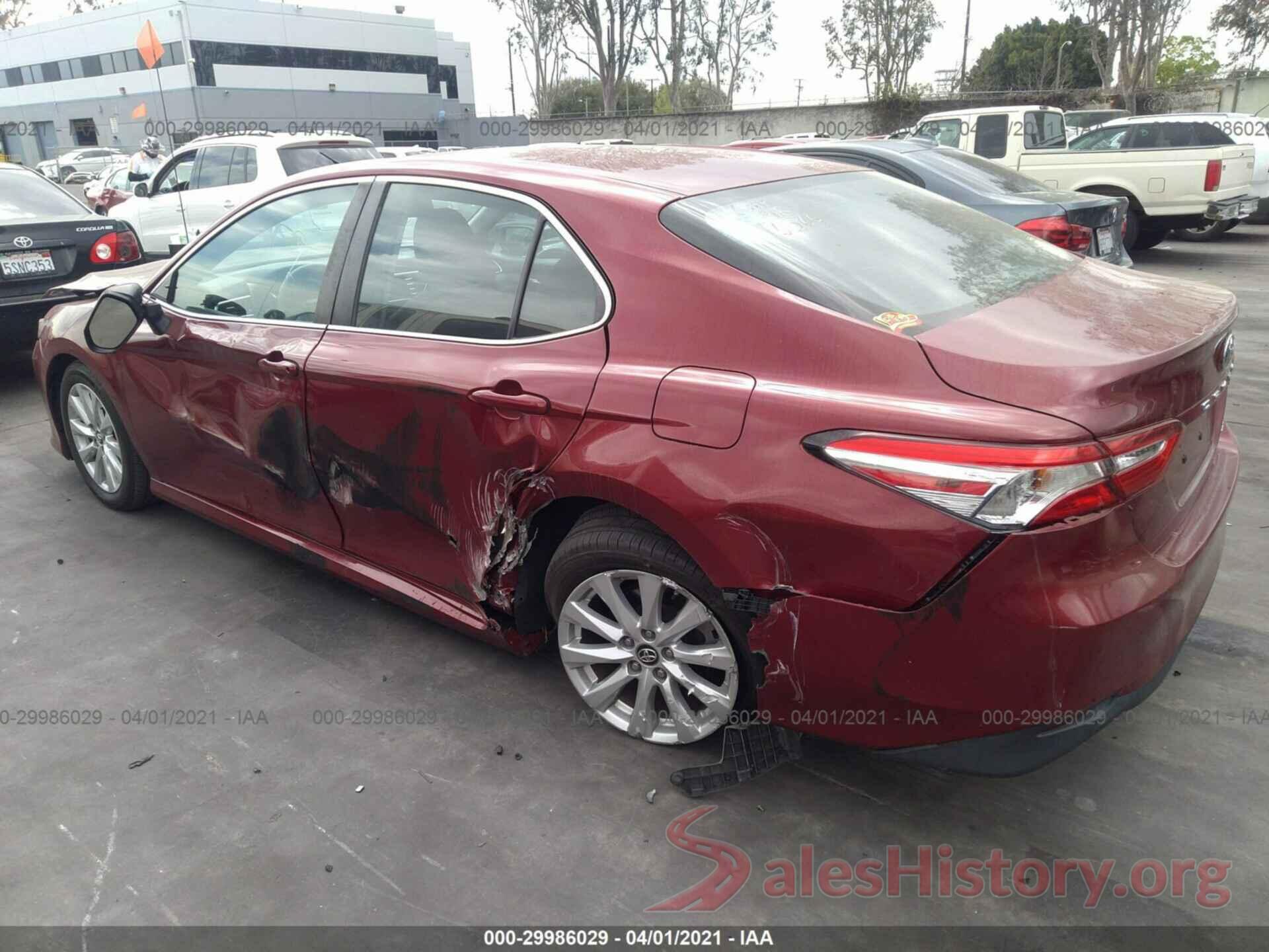 4T1B11HK6JU623906 2018 TOYOTA CAMRY