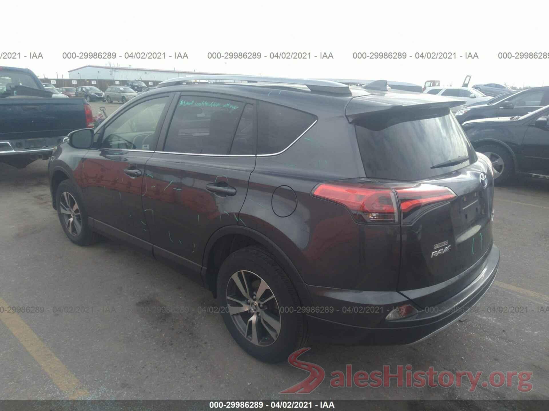 JTMRFREV8JJ736761 2018 TOYOTA RAV4