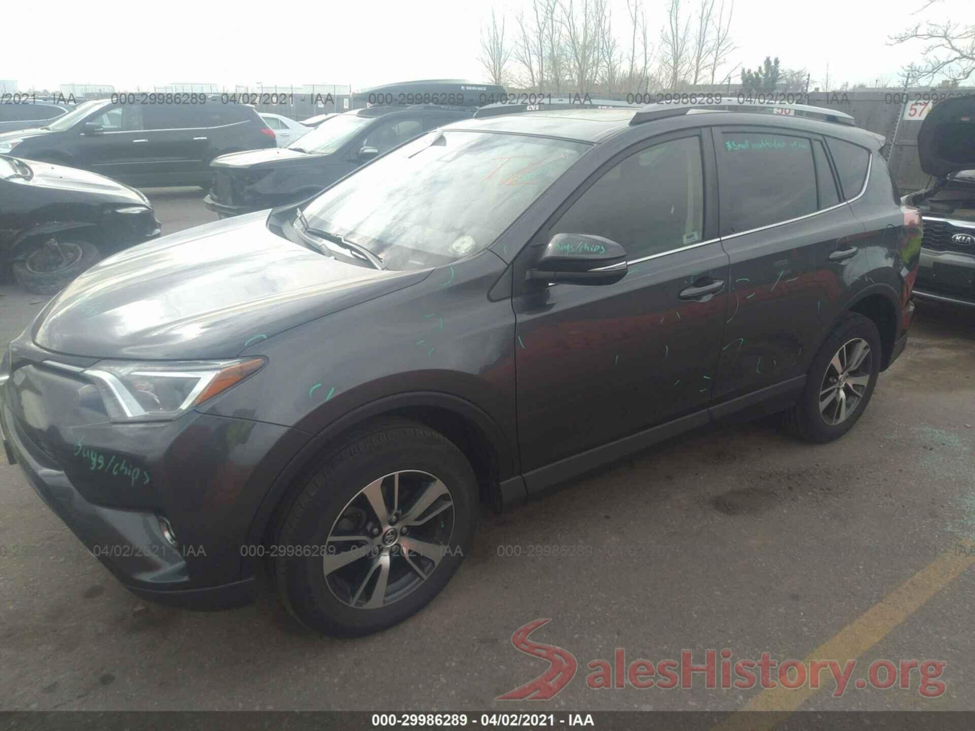 JTMRFREV8JJ736761 2018 TOYOTA RAV4