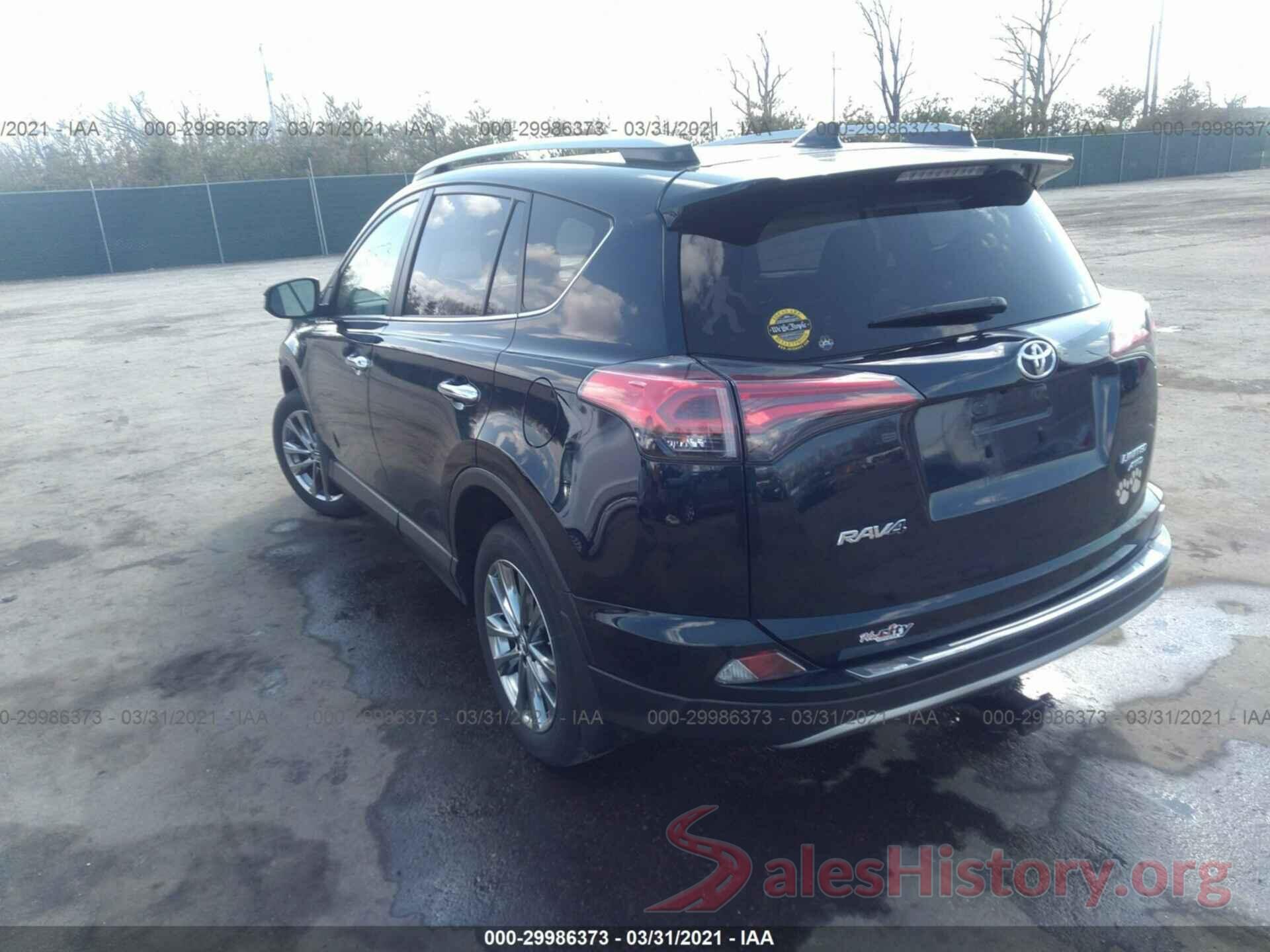 JTMDFREV9HJ711081 2017 TOYOTA RAV4