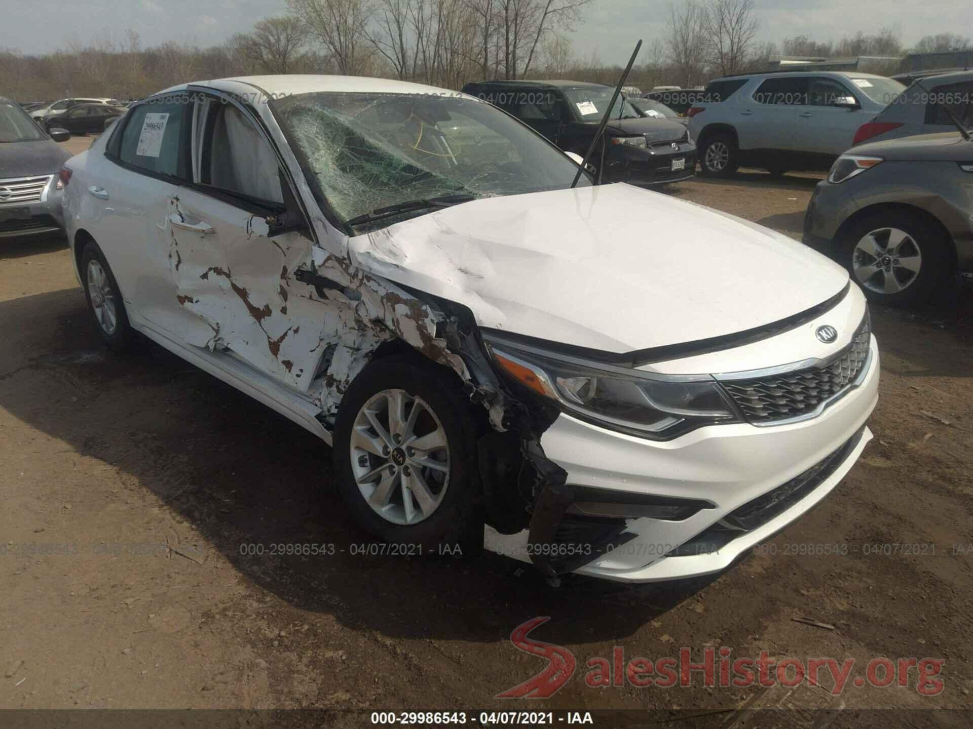 5XXGT4L34KG284477 2019 KIA OPTIMA