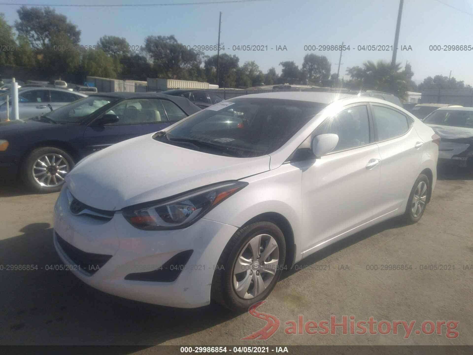 5NPDH4AE7GH731744 2016 HYUNDAI ELANTRA