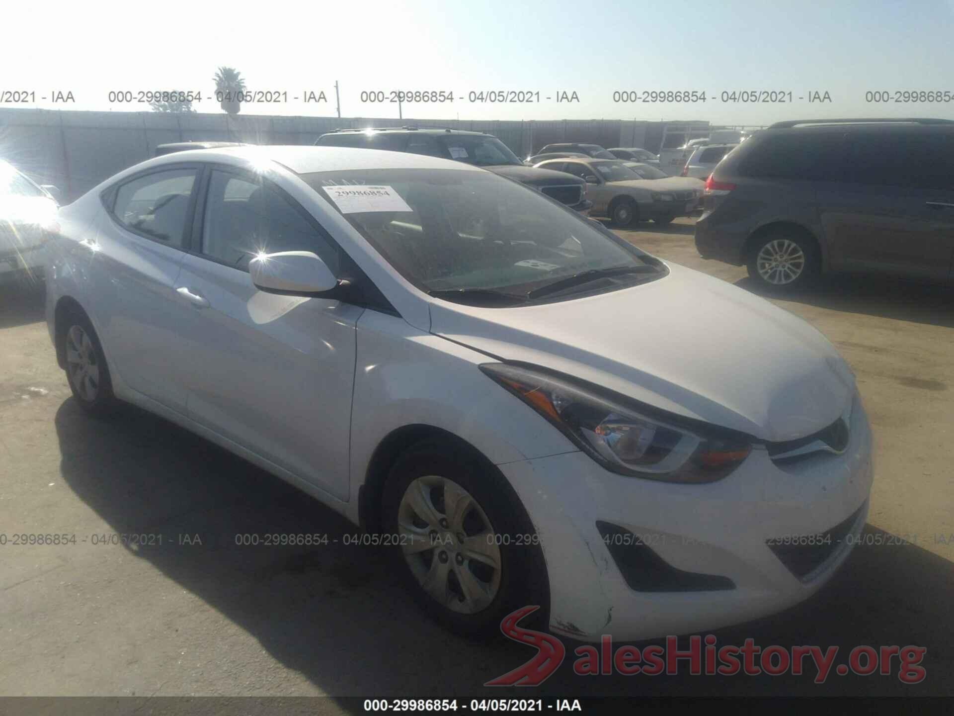 5NPDH4AE7GH731744 2016 HYUNDAI ELANTRA