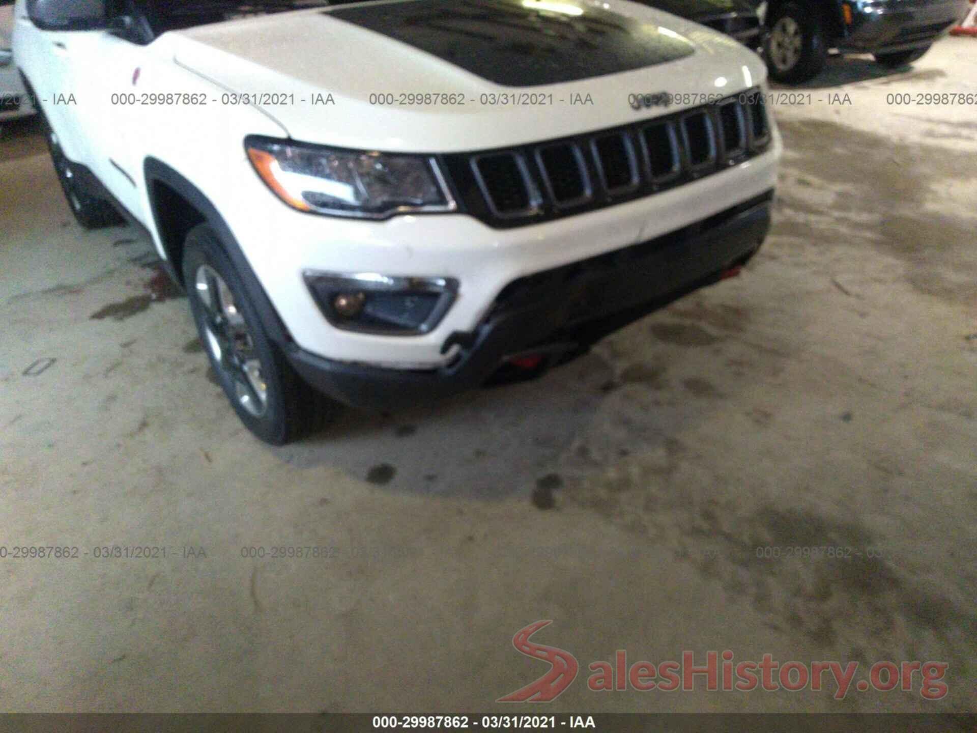 3C4NJDDB8JT348378 2018 JEEP COMPASS