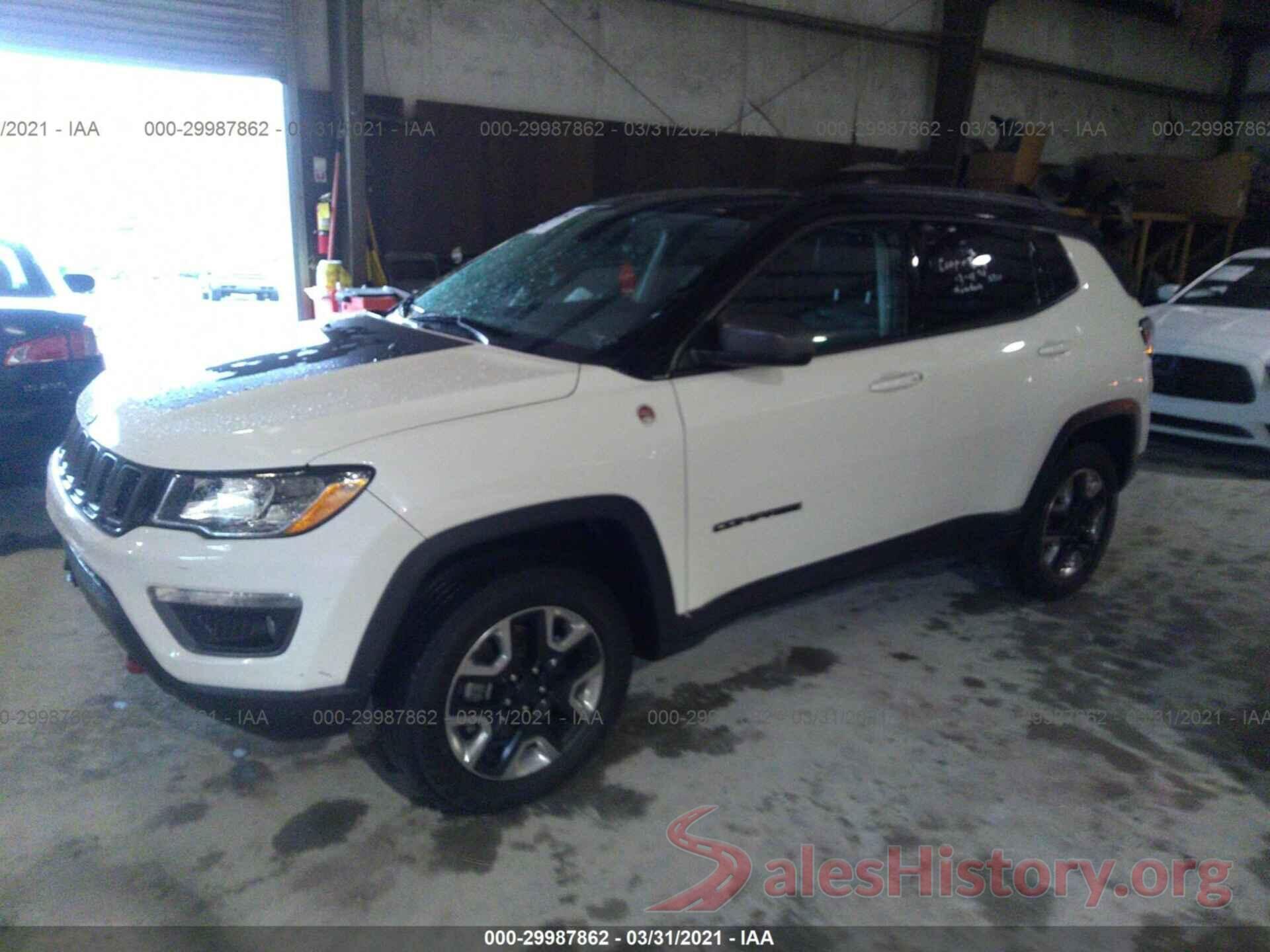 3C4NJDDB8JT348378 2018 JEEP COMPASS