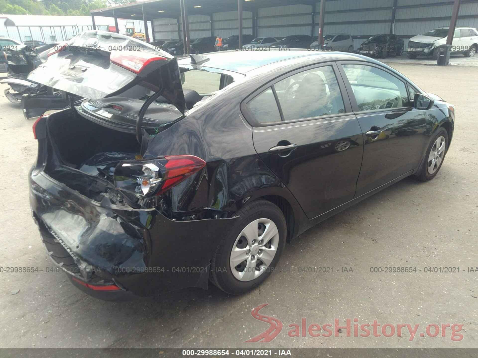 3KPFL4A71JE190131 2018 KIA FORTE