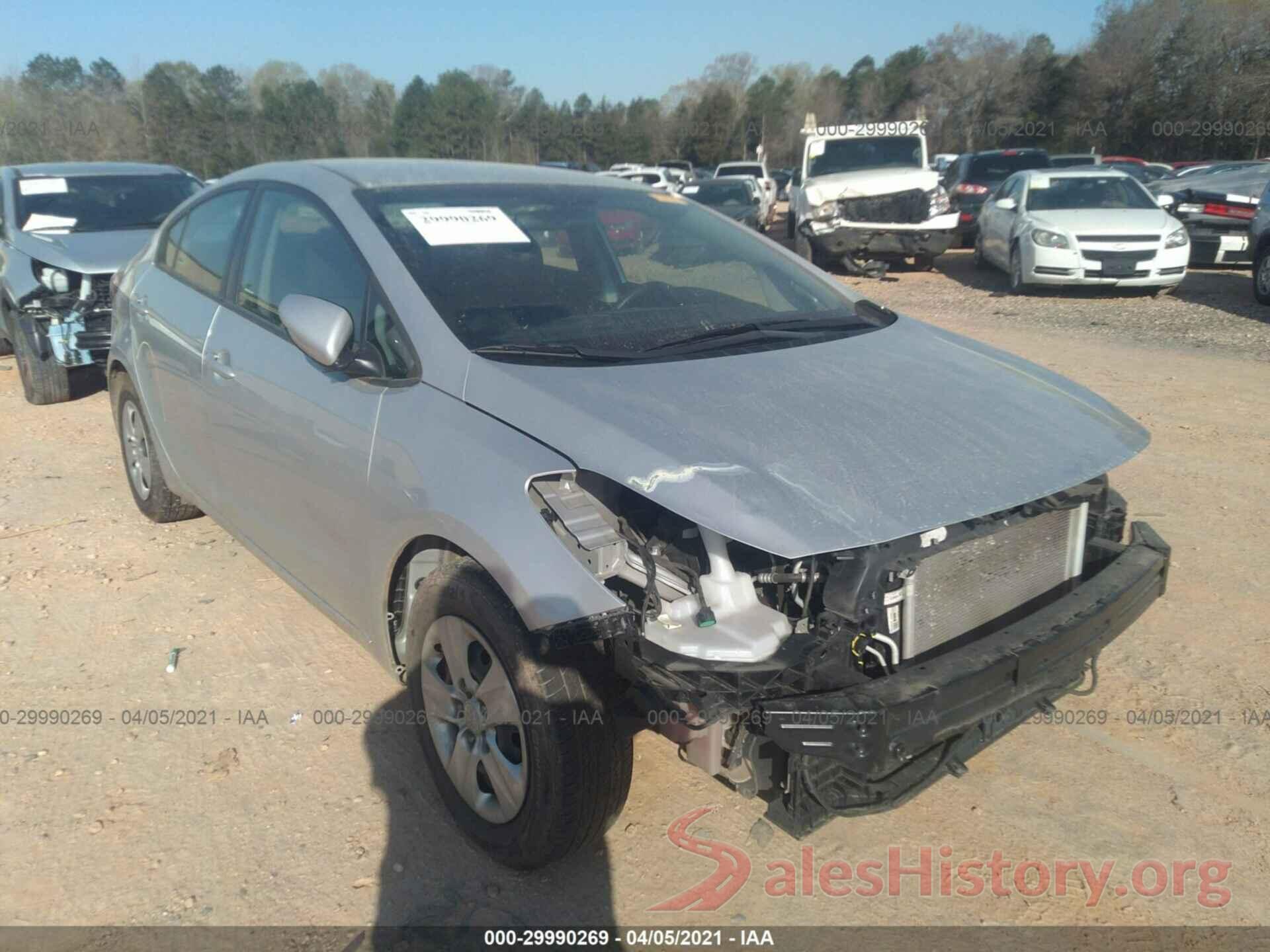 3KPFK4A70JE169516 2018 KIA FORTE