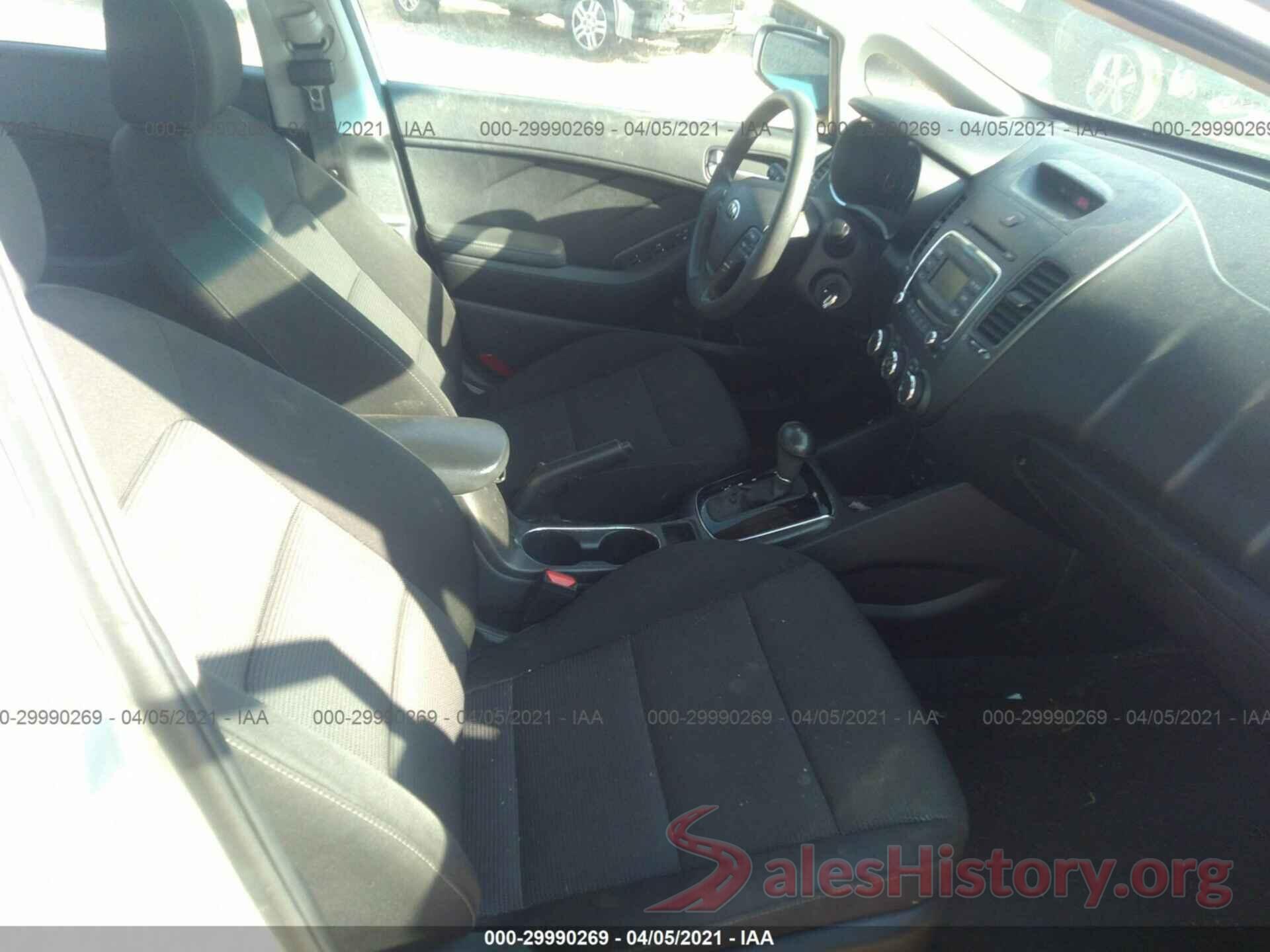 3KPFK4A70JE169516 2018 KIA FORTE