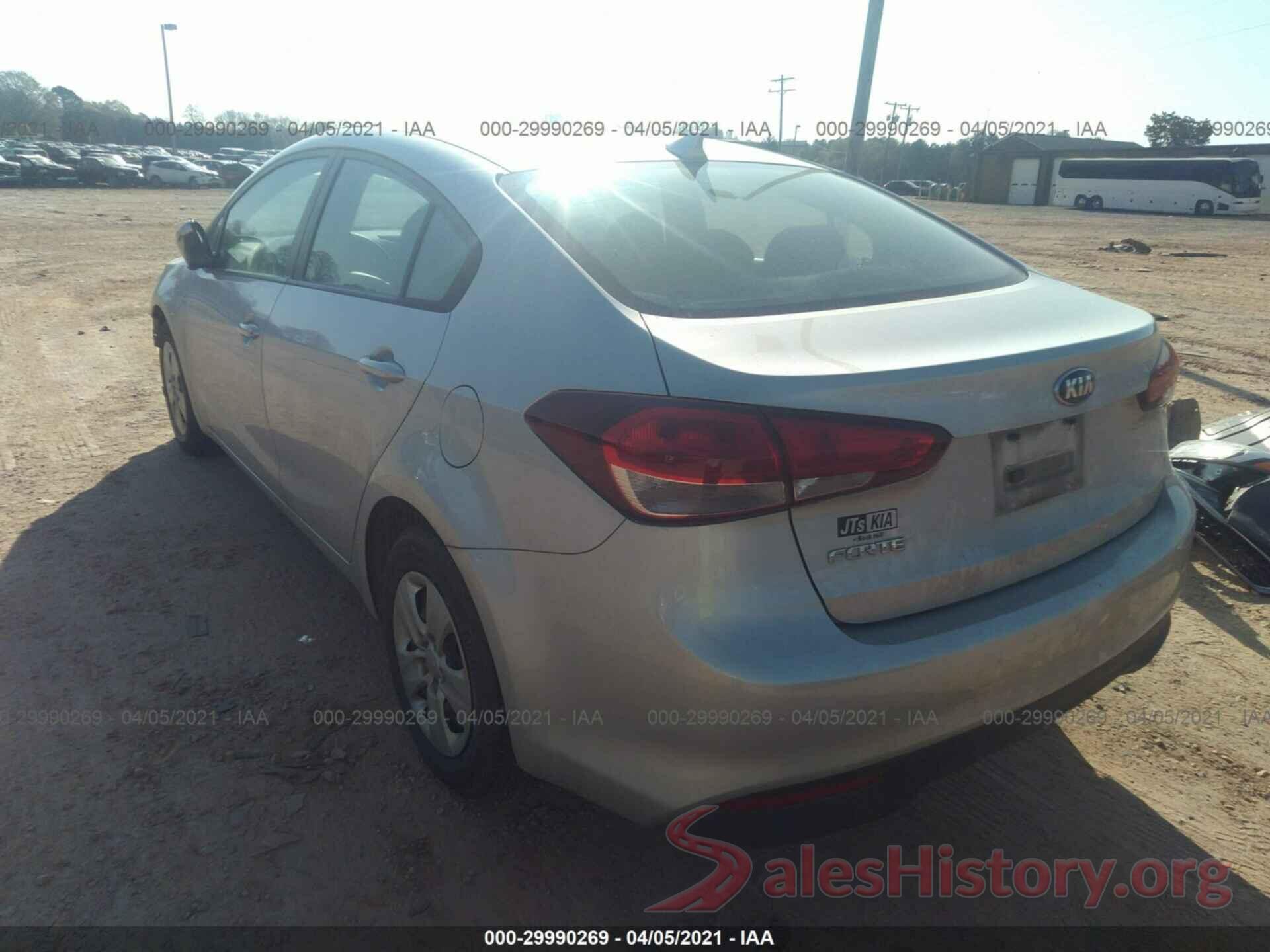 3KPFK4A70JE169516 2018 KIA FORTE