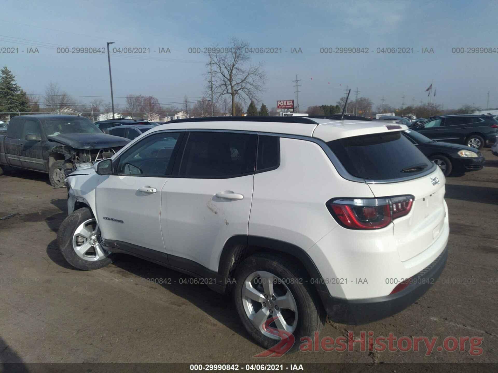 3C4NJCBB2KT676961 2019 JEEP COMPASS