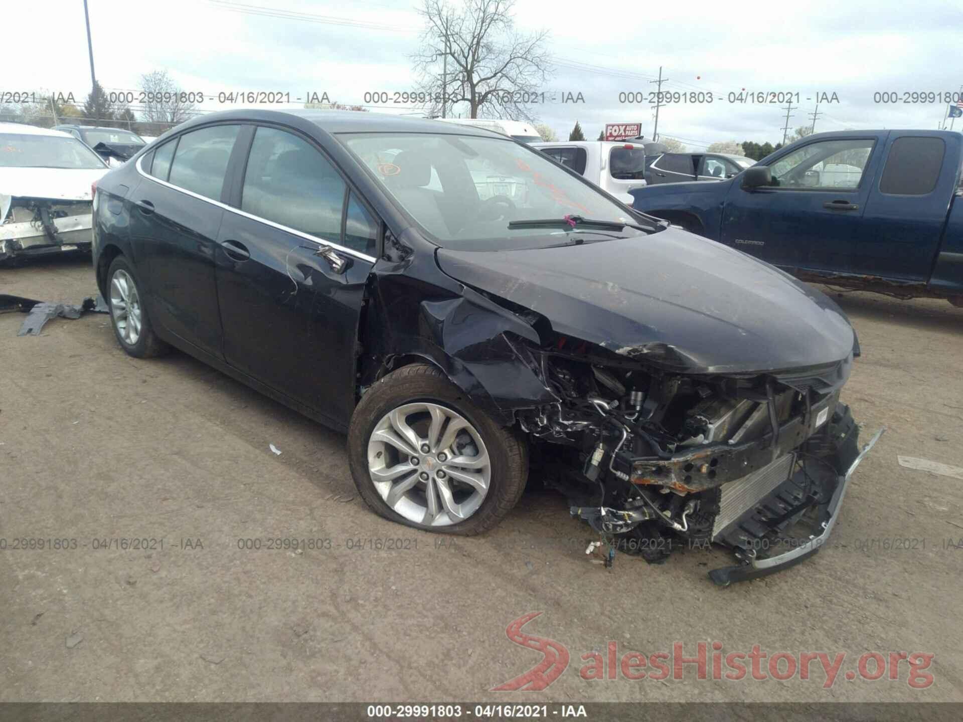 1G1BE5SM1K7116589 2019 CHEVROLET CRUZE