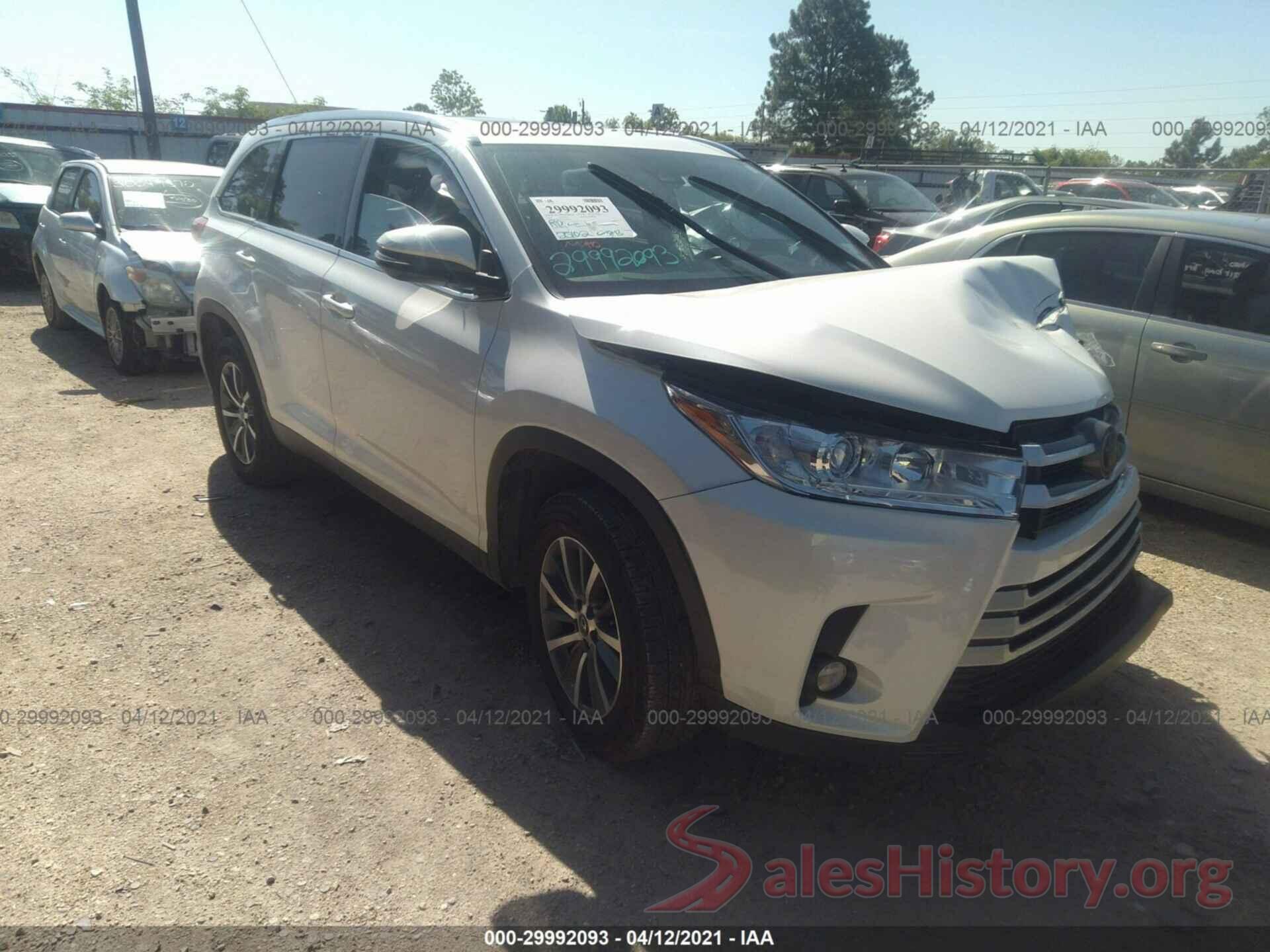 5TDKZRFH1KS300159 2019 TOYOTA HIGHLANDER