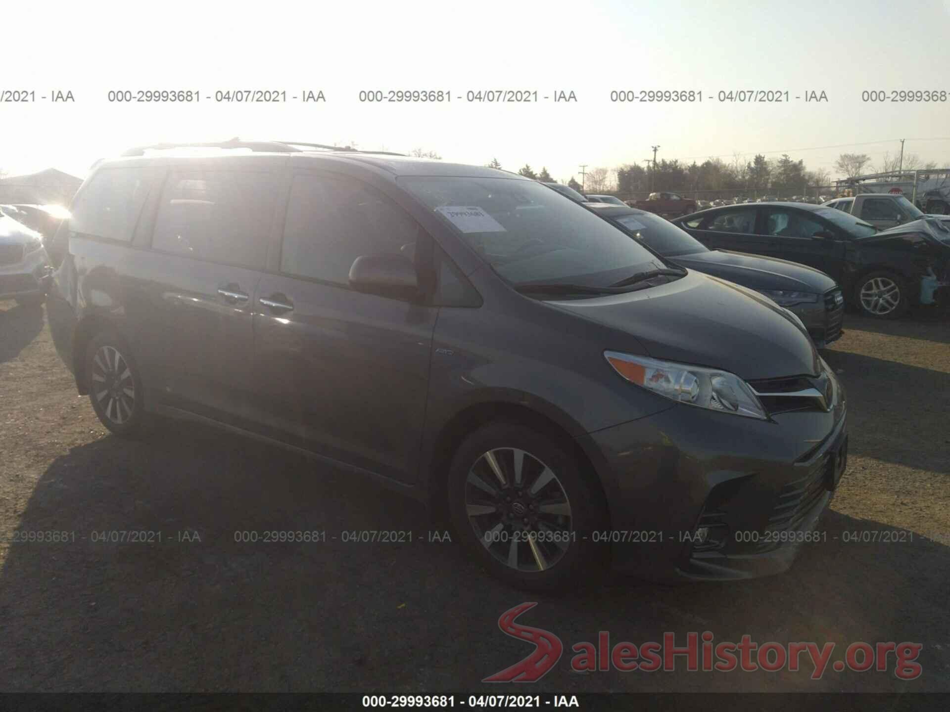 5TDDZ3DC0KS214872 2019 TOYOTA SIENNA