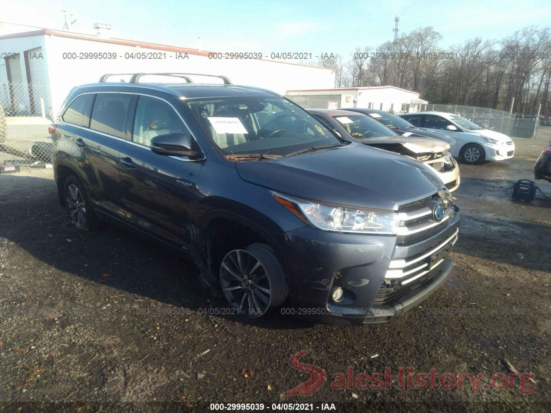 5TDJGRFH4JS040629 2018 TOYOTA HIGHLANDER