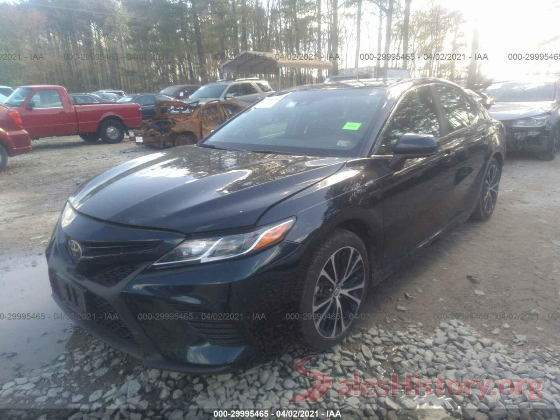 4T1B11HKXJU530323 2018 TOYOTA CAMRY