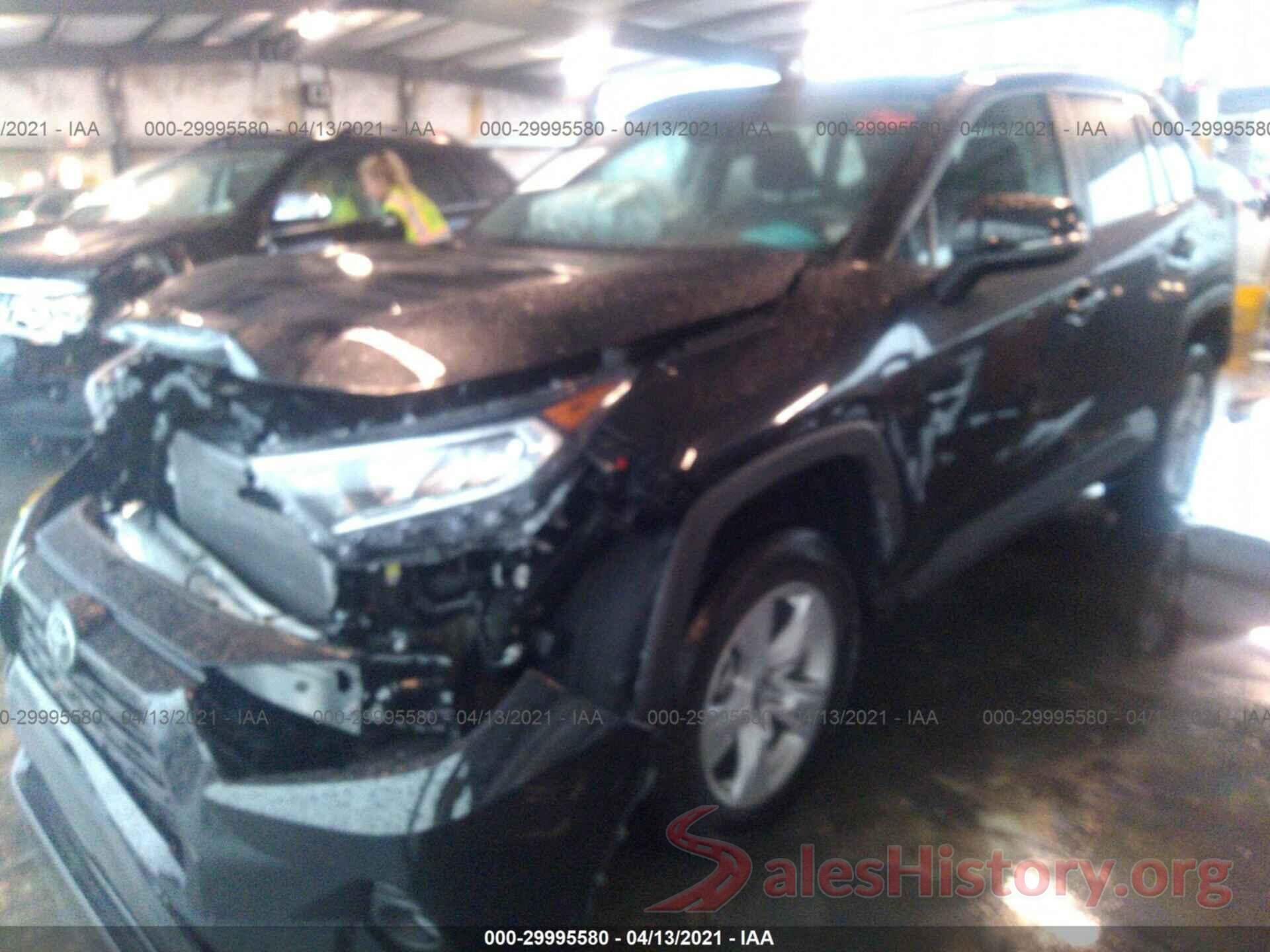 2T3W1RFV9MC105038 2021 TOYOTA RAV4