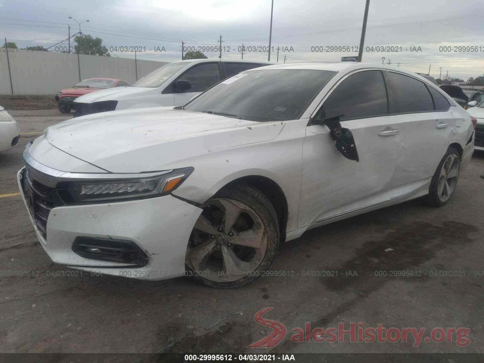 1HGCV1F98JA157217 2018 HONDA ACCORD SEDAN