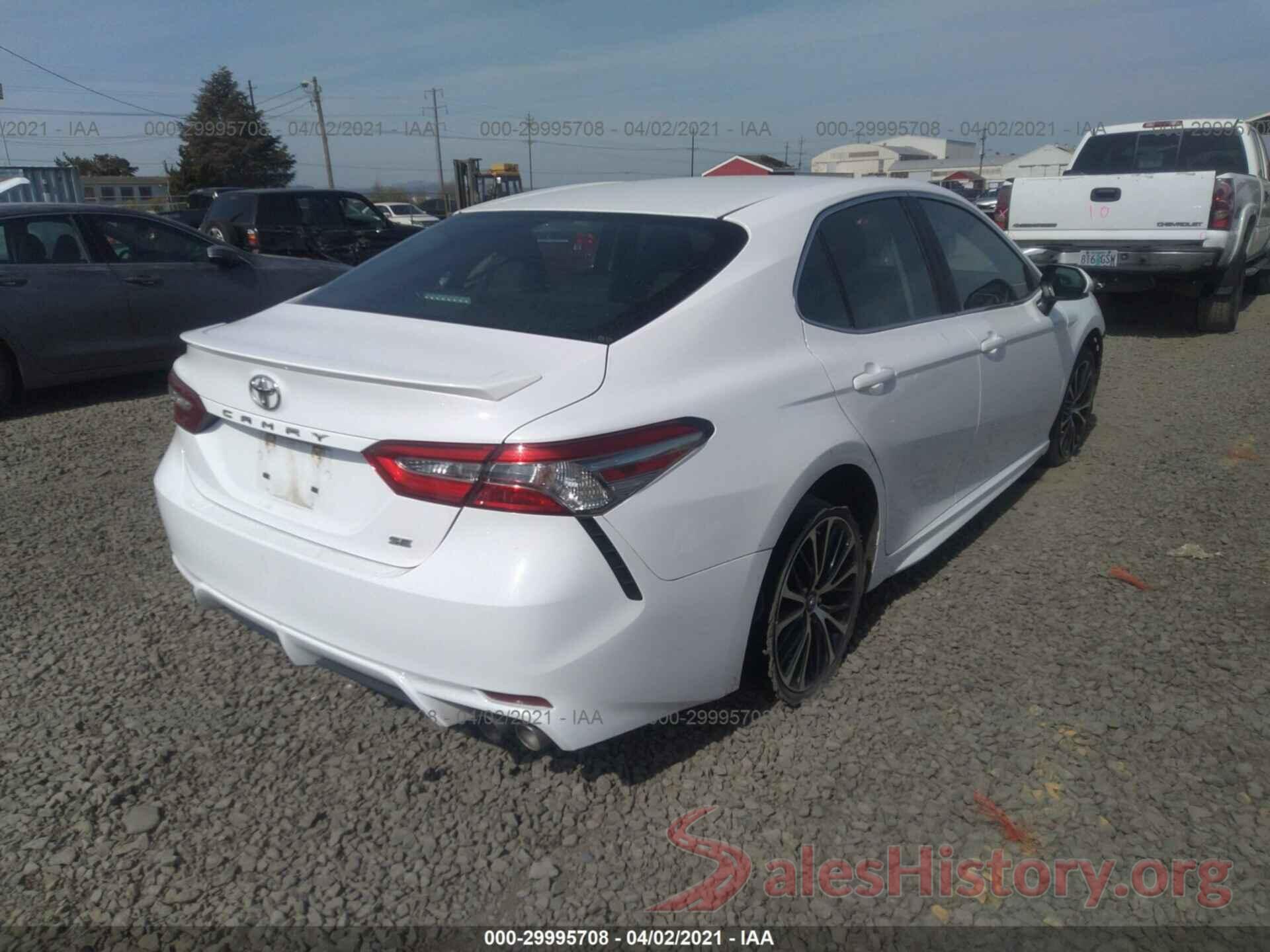 4T1B11HK1JU134720 2018 TOYOTA CAMRY