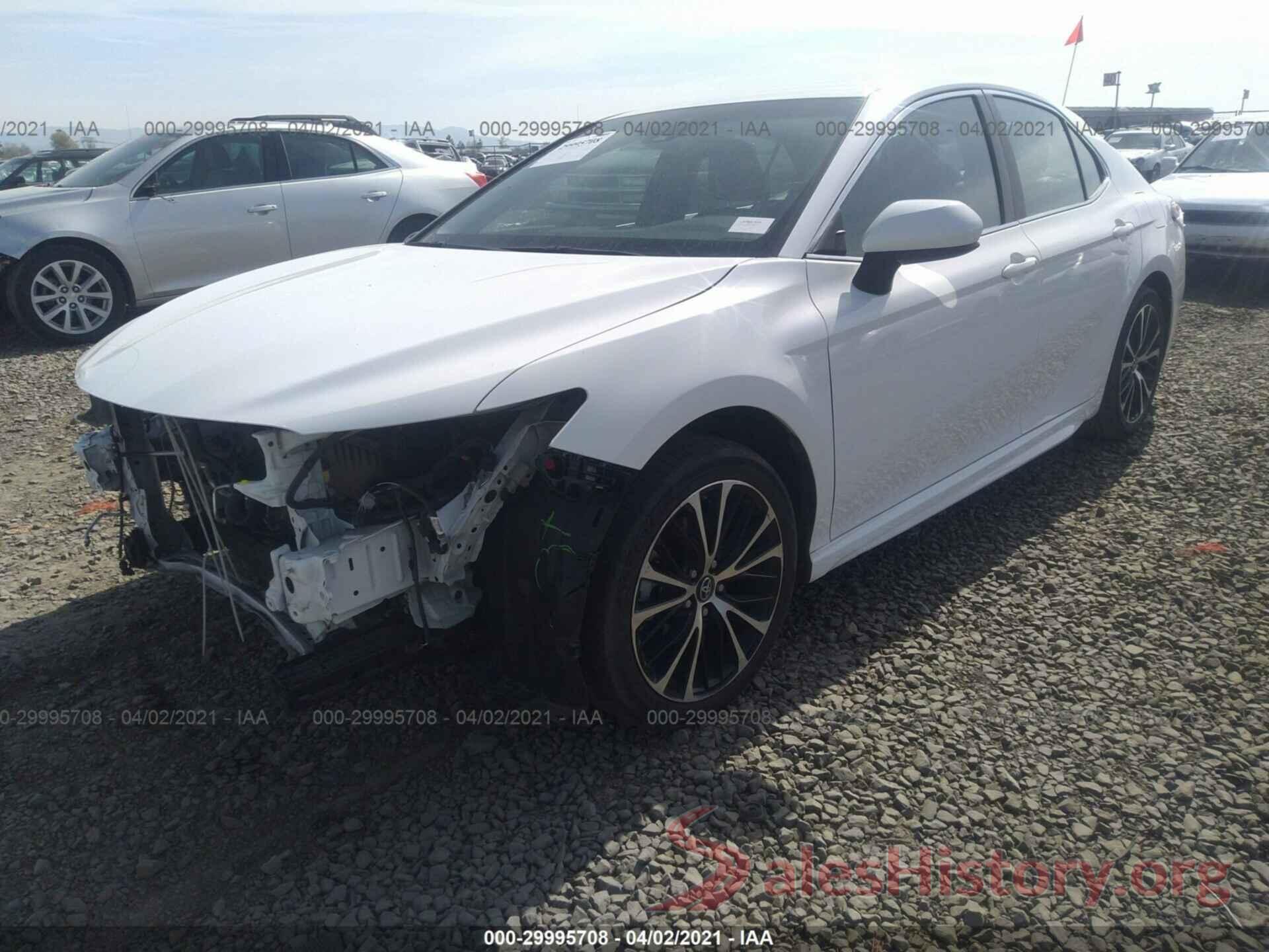 4T1B11HK1JU134720 2018 TOYOTA CAMRY