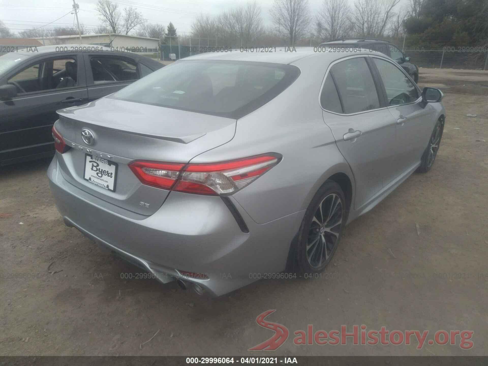 4T1B11HK6JU641726 2018 TOYOTA CAMRY