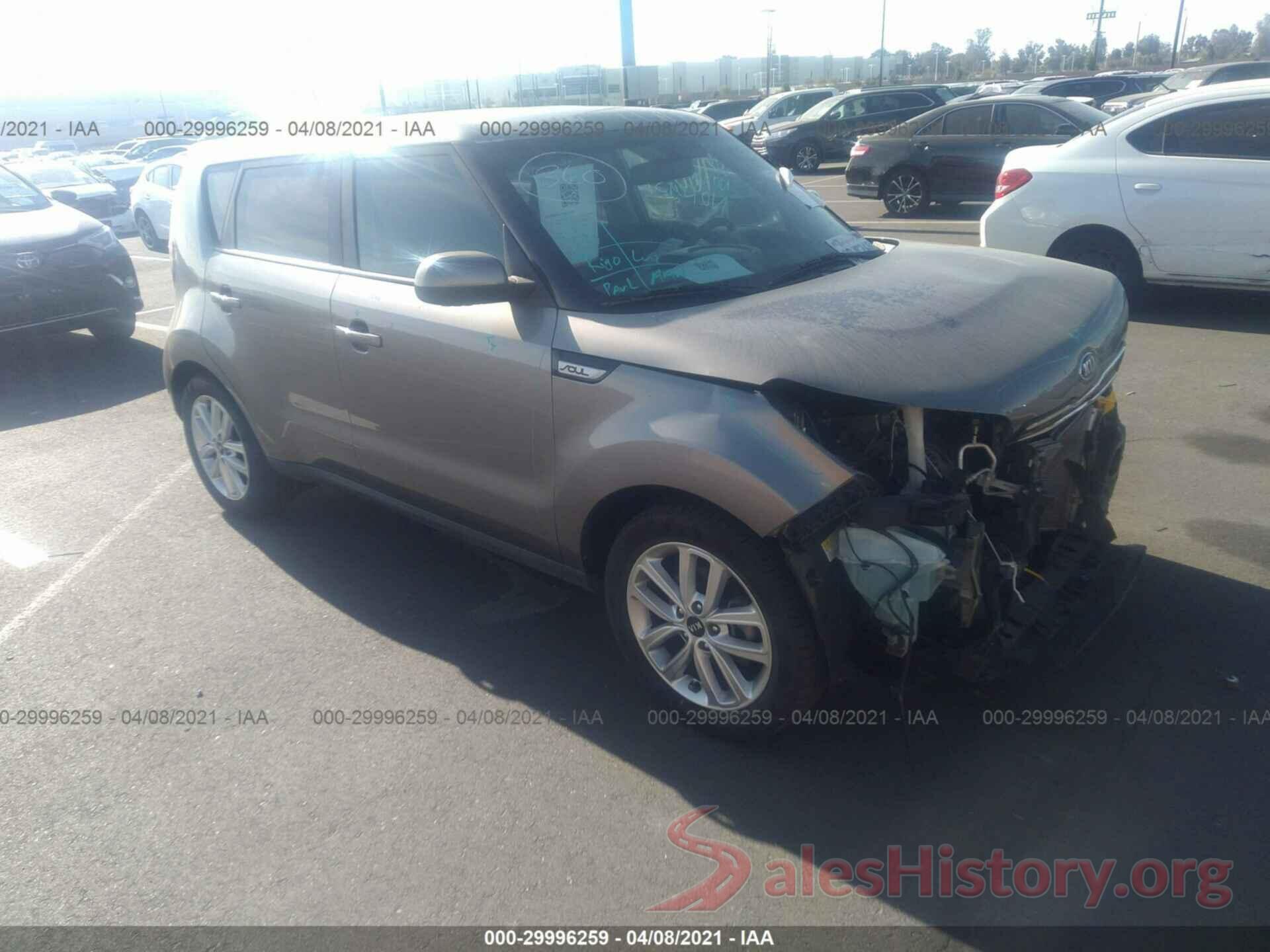 KNDJP3A53J7509553 2018 KIA SOUL